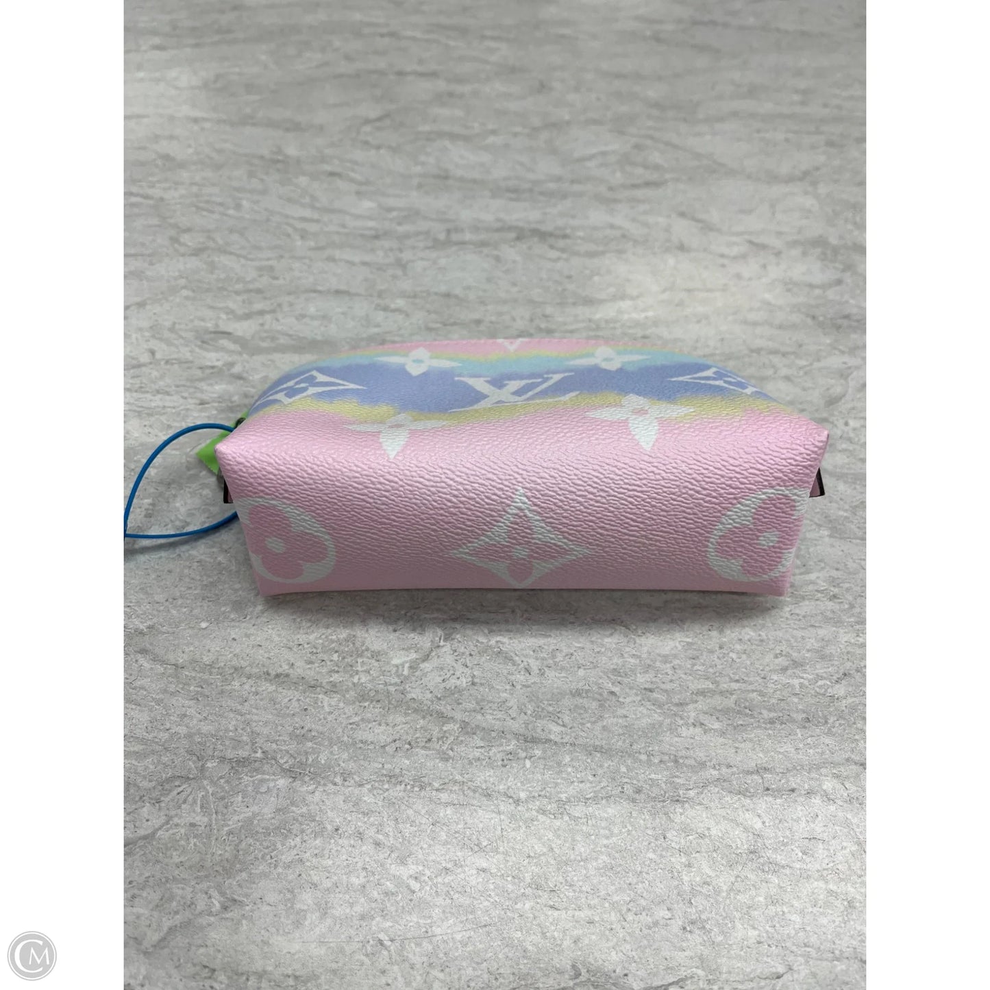 Makeup Bag Luxury Designer By Louis Vuitton, Size: Small