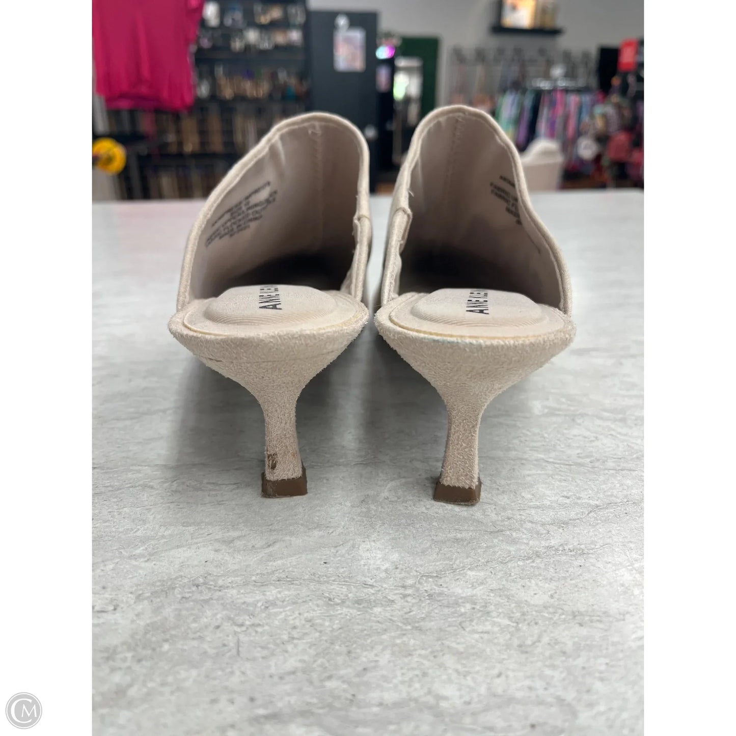 Shoes Heels Kitten By Anne Klein In Cream, Size: 10