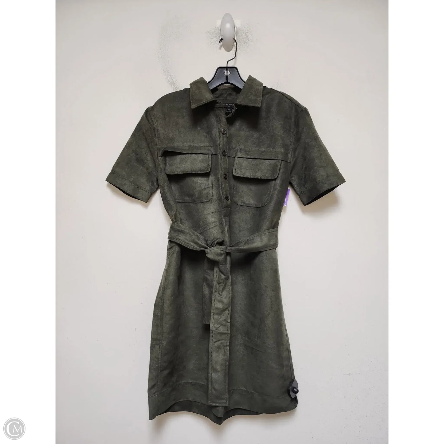 Dress Casual Short By Banana Republic In Green, Size: Xs