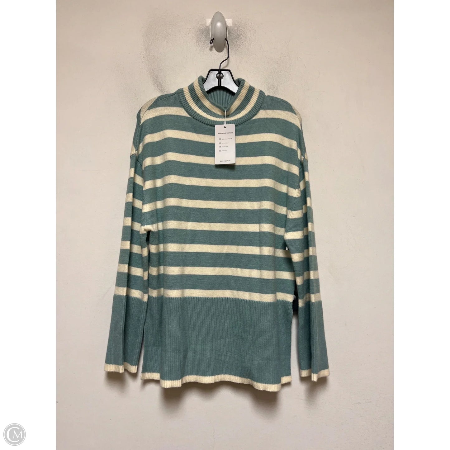 Sweater By Clothes Mentor In Blue & Cream, Size: L