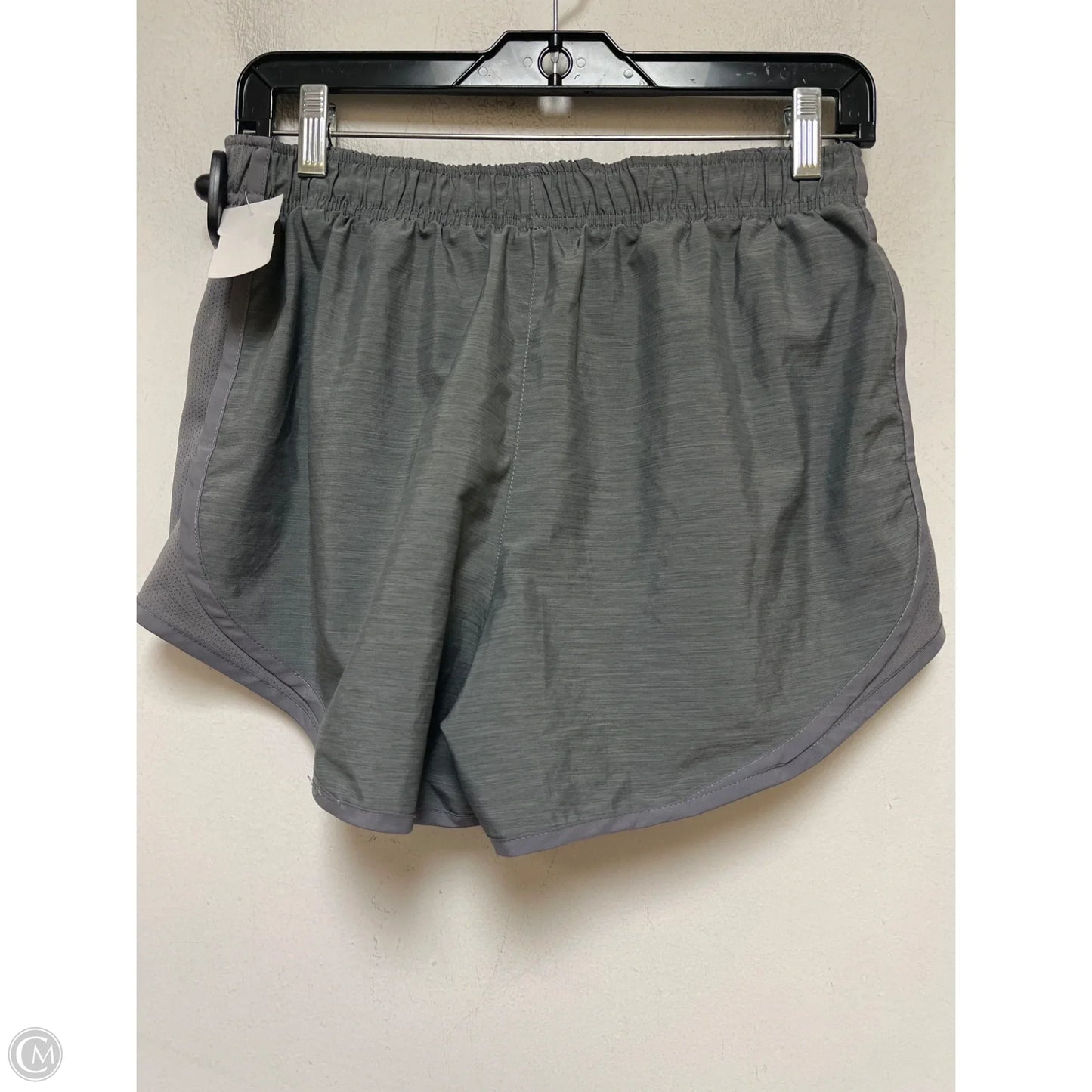 Athletic Shorts By Nike In Grey, Size: M