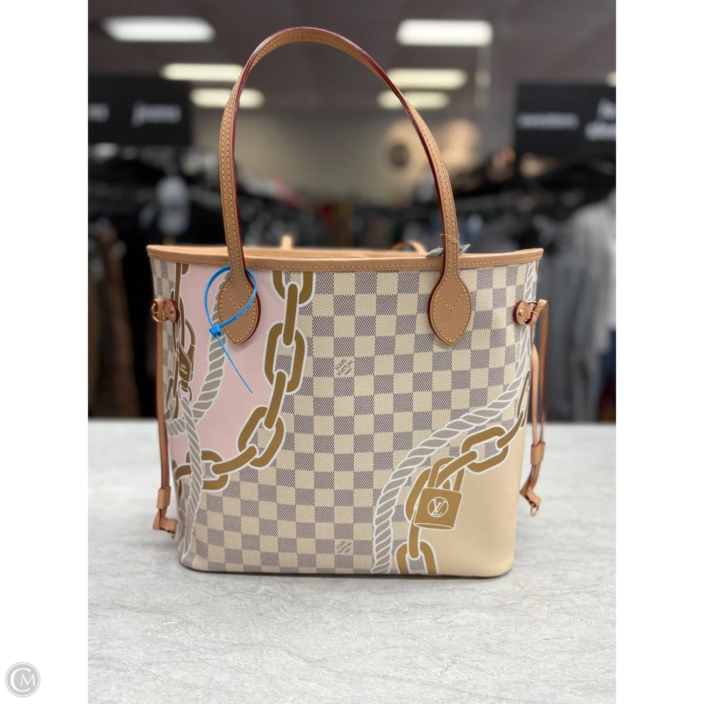 Handbag Luxury Designer By Louis Vuitton, Size: Large