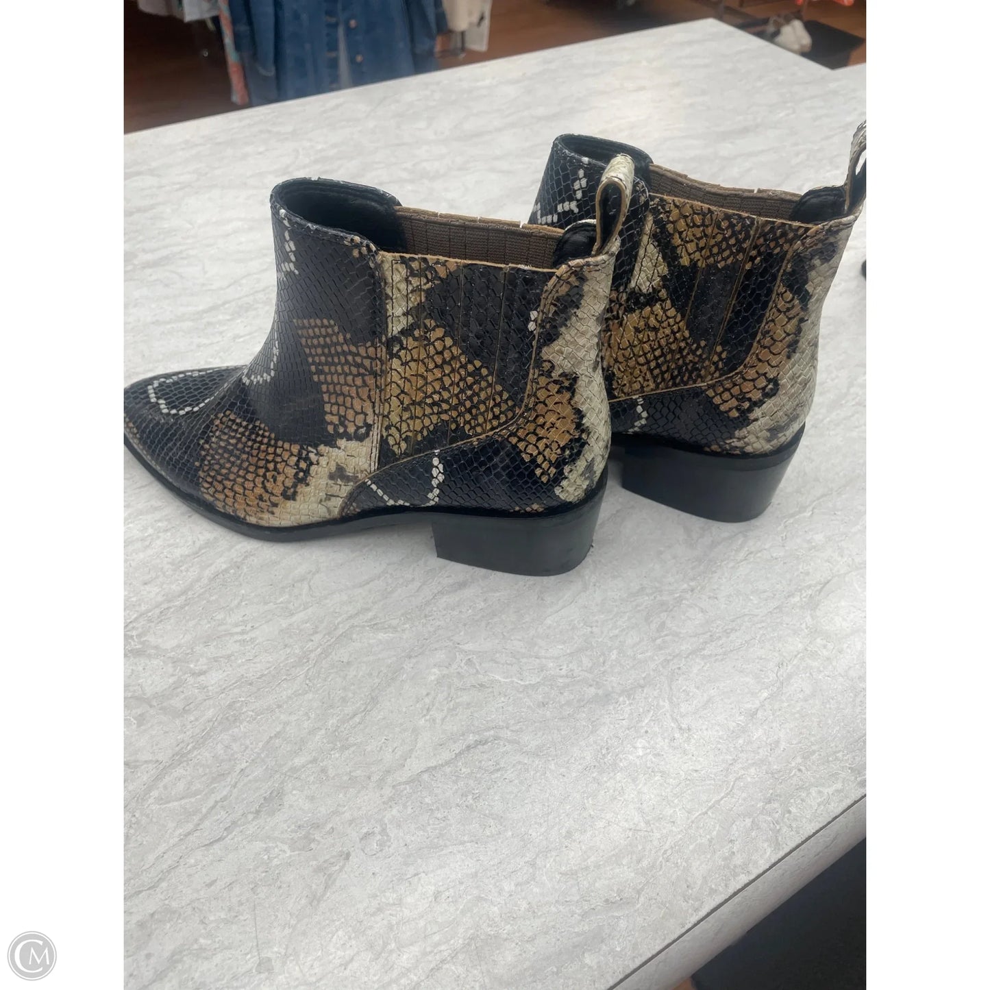 Boots Ankle Flats By Crown Vintage In Snakeskin Print, Size: 8