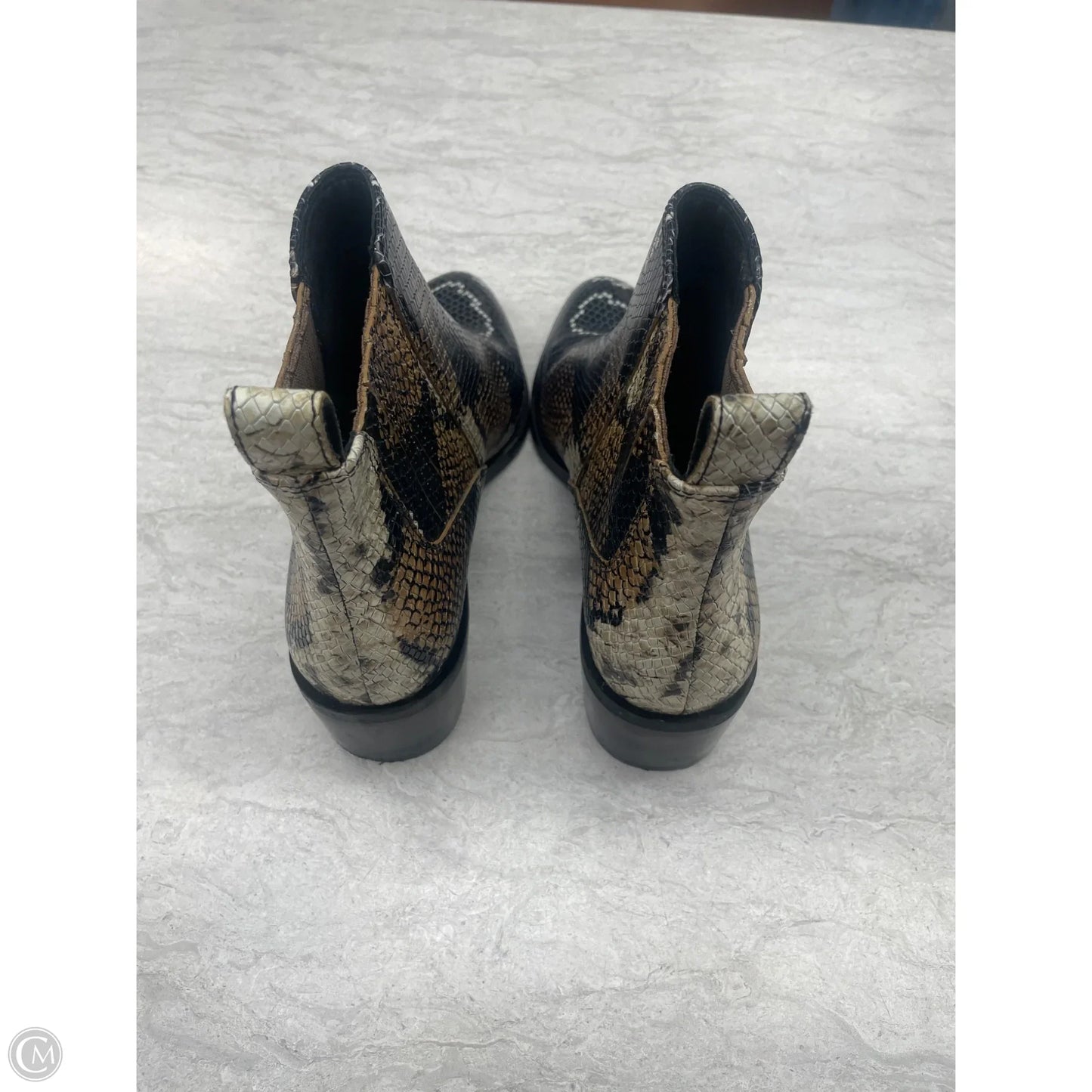 Boots Ankle Flats By Crown Vintage In Snakeskin Print, Size: 8