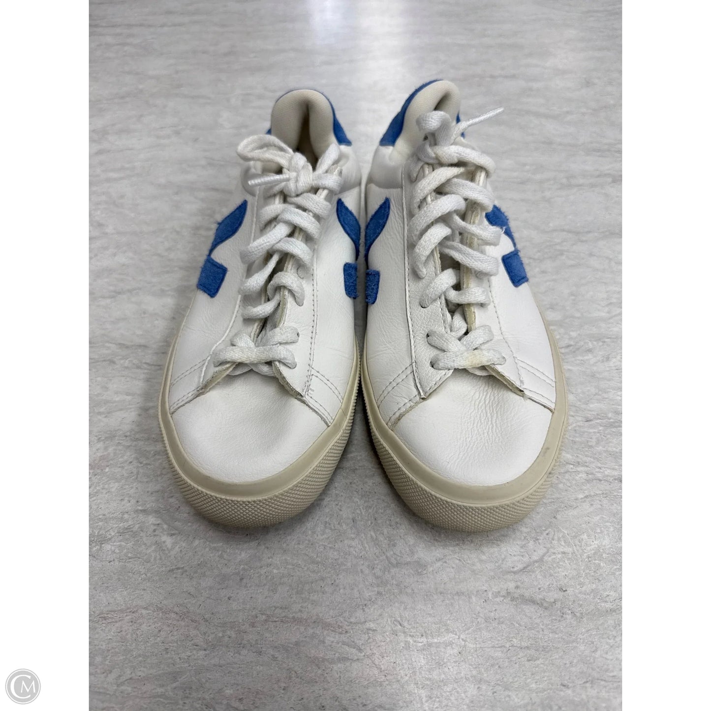 Shoes Sneakers By Veja In Blue & White, Size: 8
