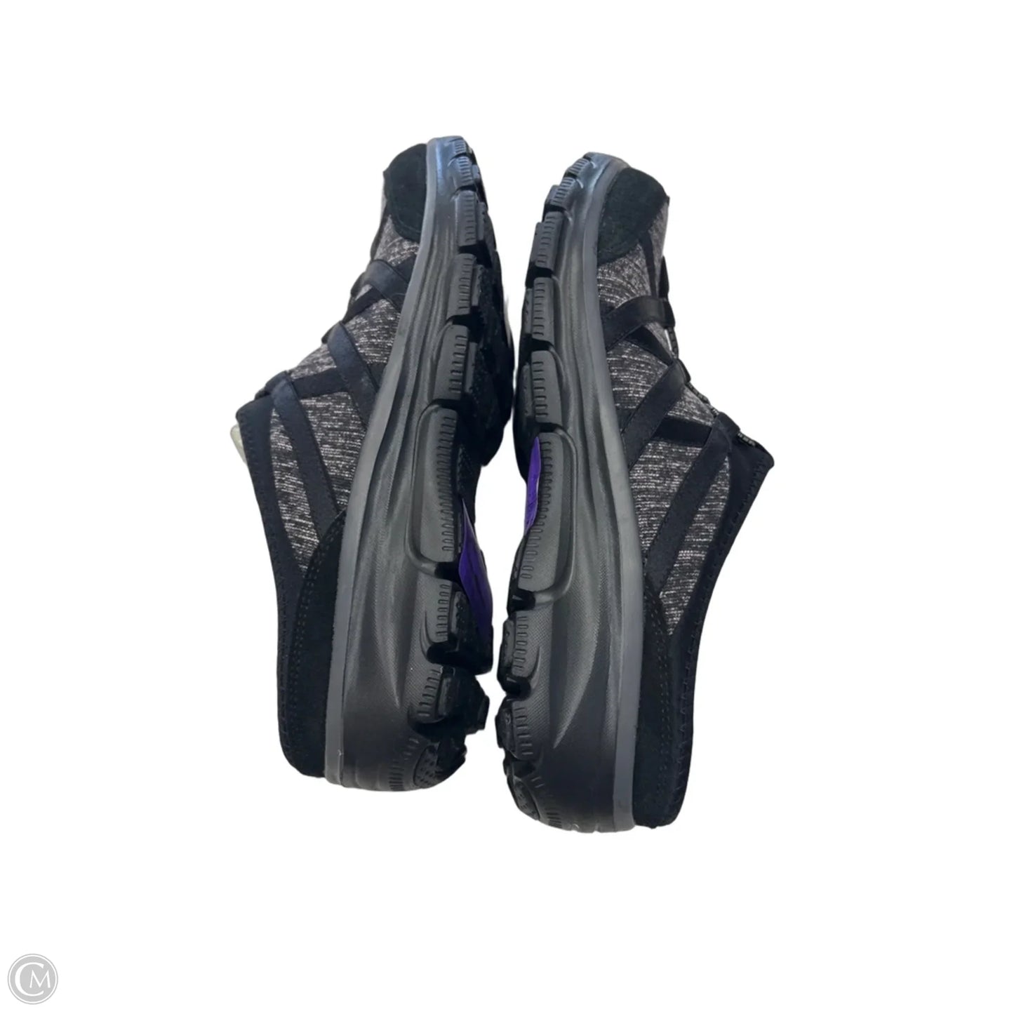 Shoes Flats By Skechers In Black & Grey, Size: 8