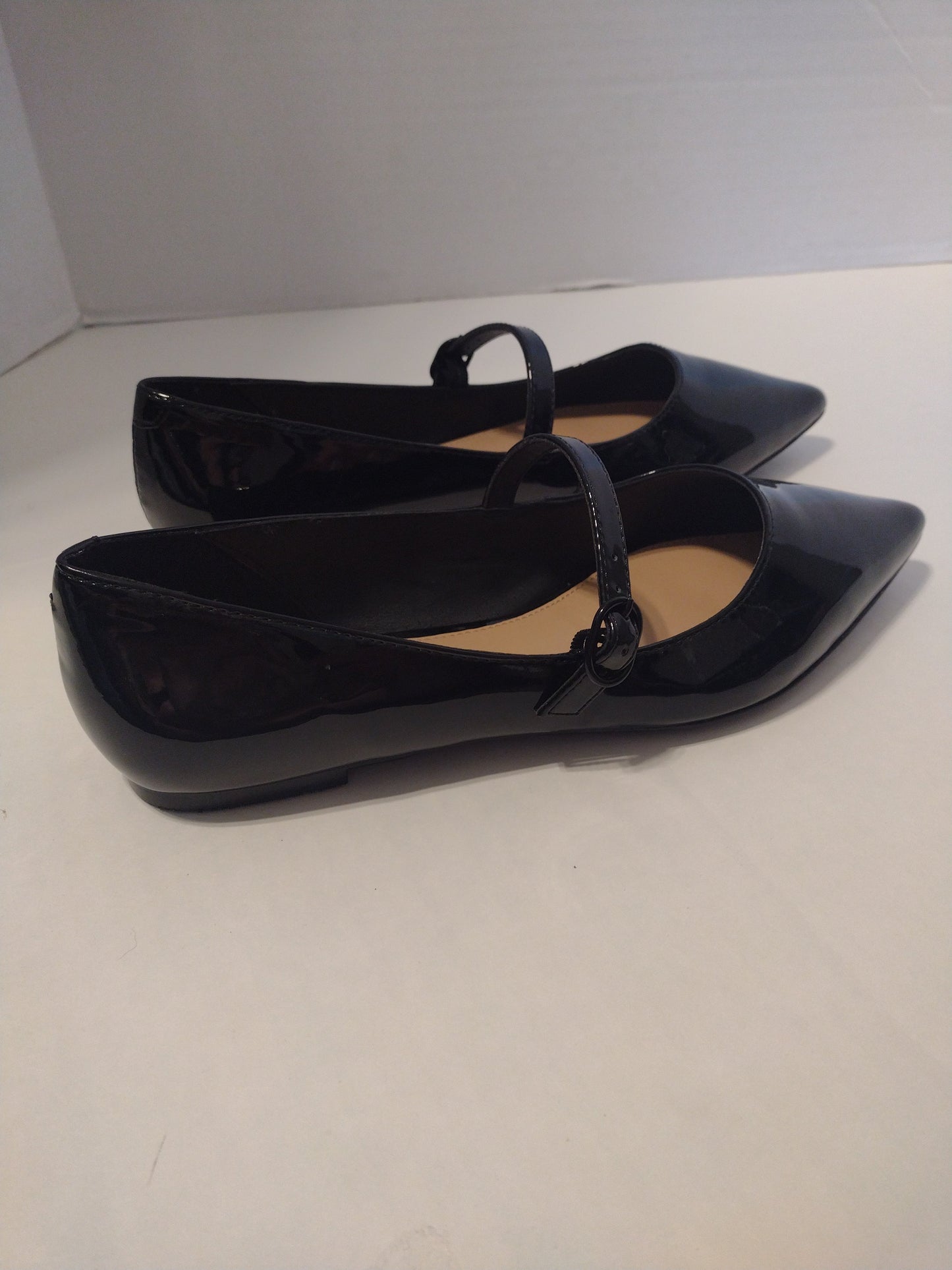 Shoes Flats Ballet By Just Fab Size: 6.5