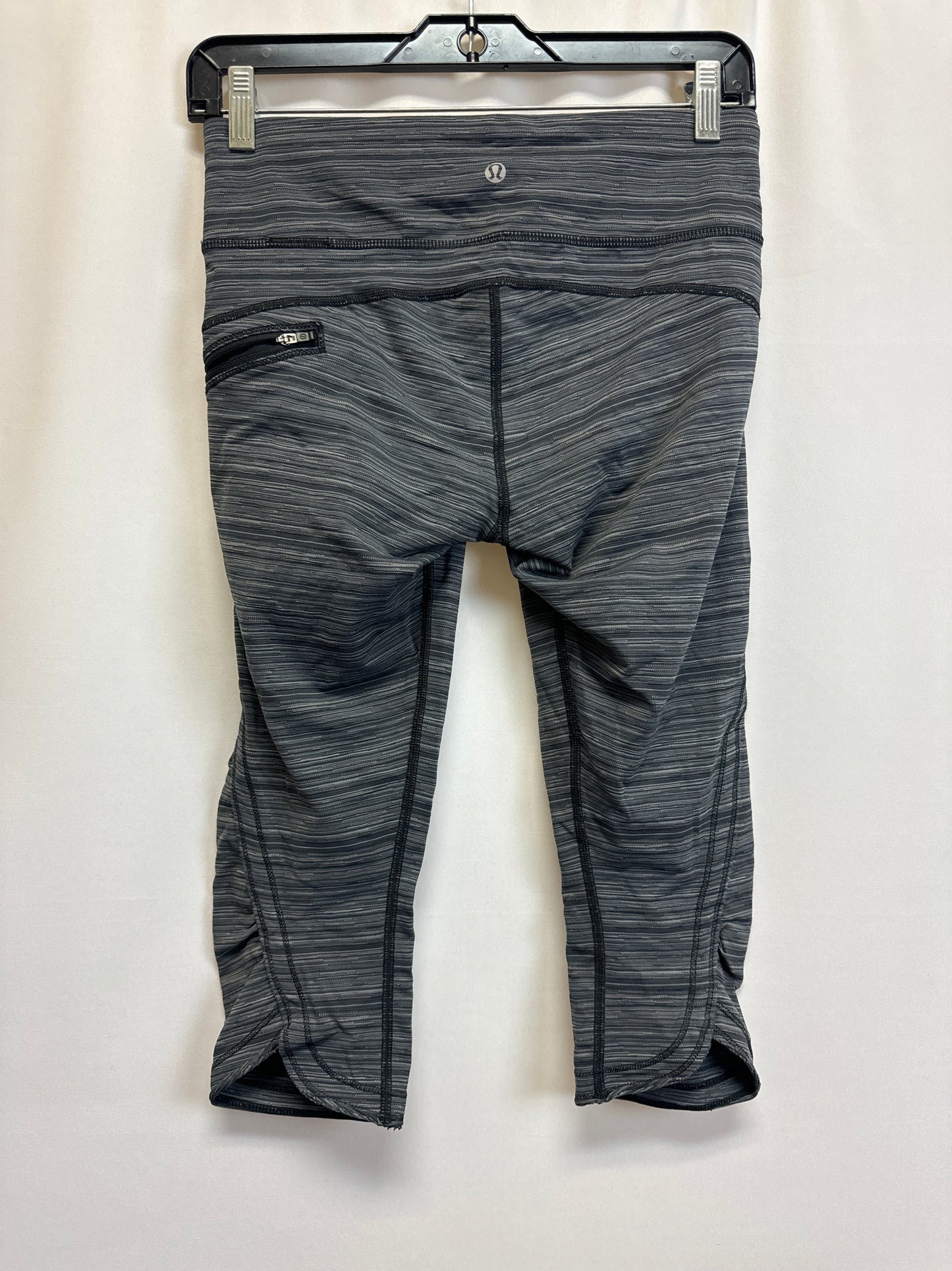 Athletic Leggings Capris By Lululemon Size: 6
