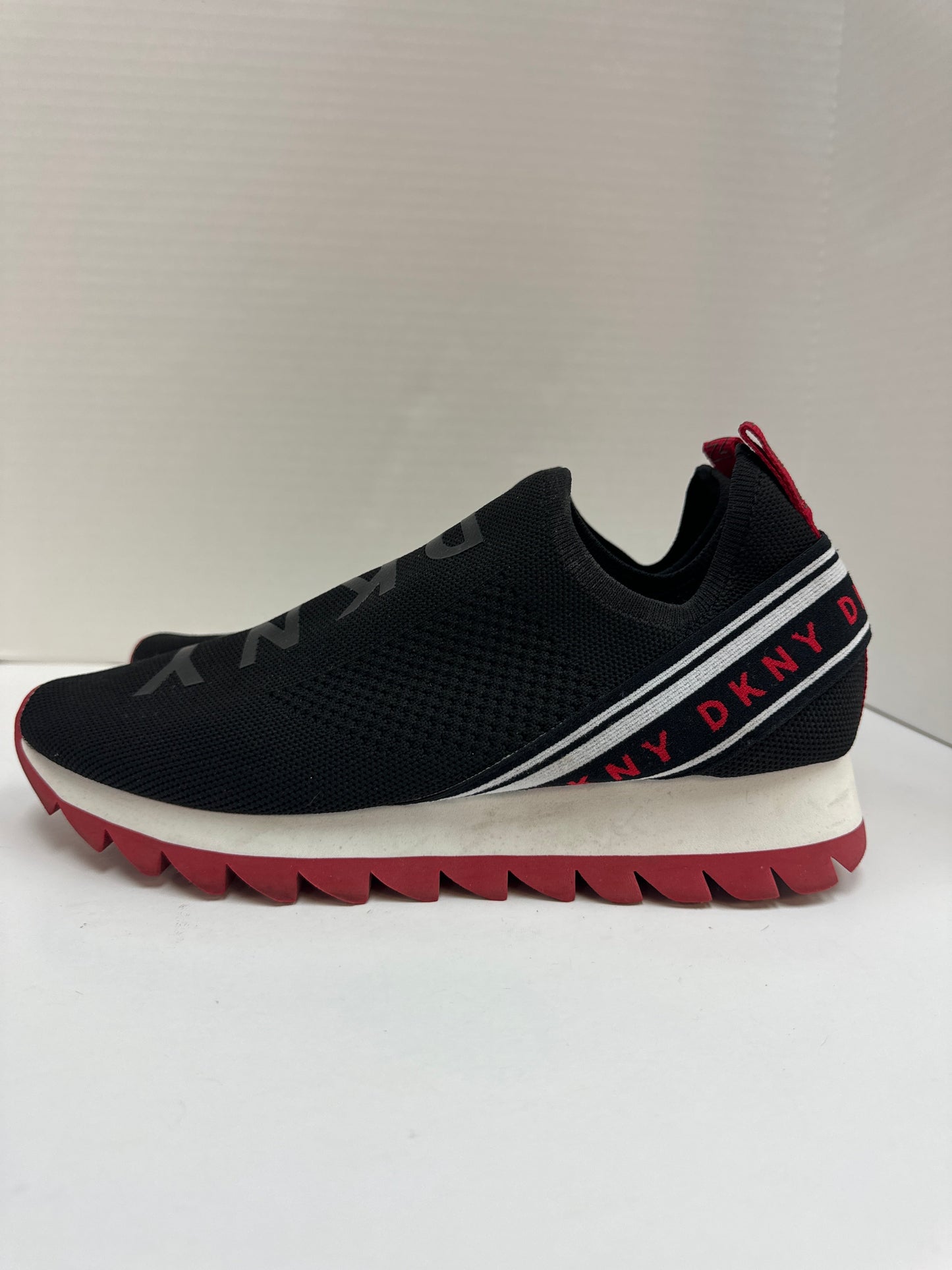 Shoes Athletic By Dkny Size: 11