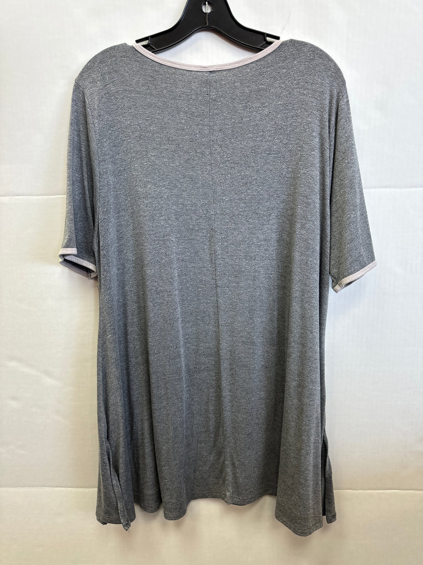 Top Short Sleeve By Lularoe Size: L