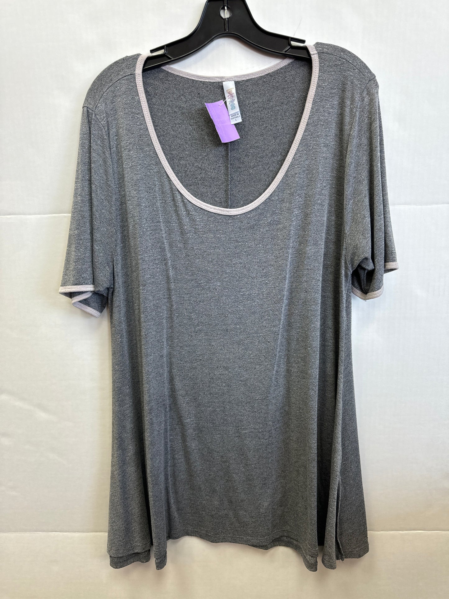 Top Short Sleeve By Lularoe Size: L