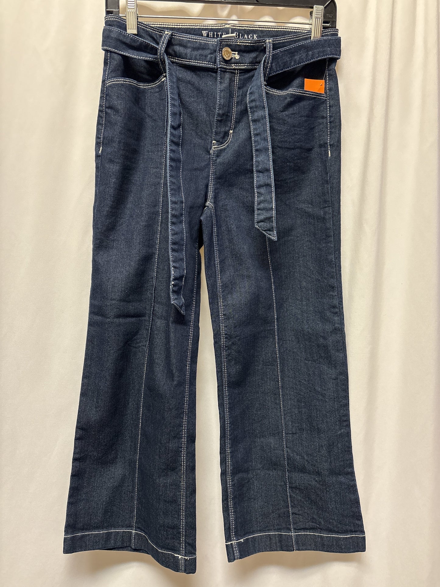 Capris By White House Black Market Size: 2