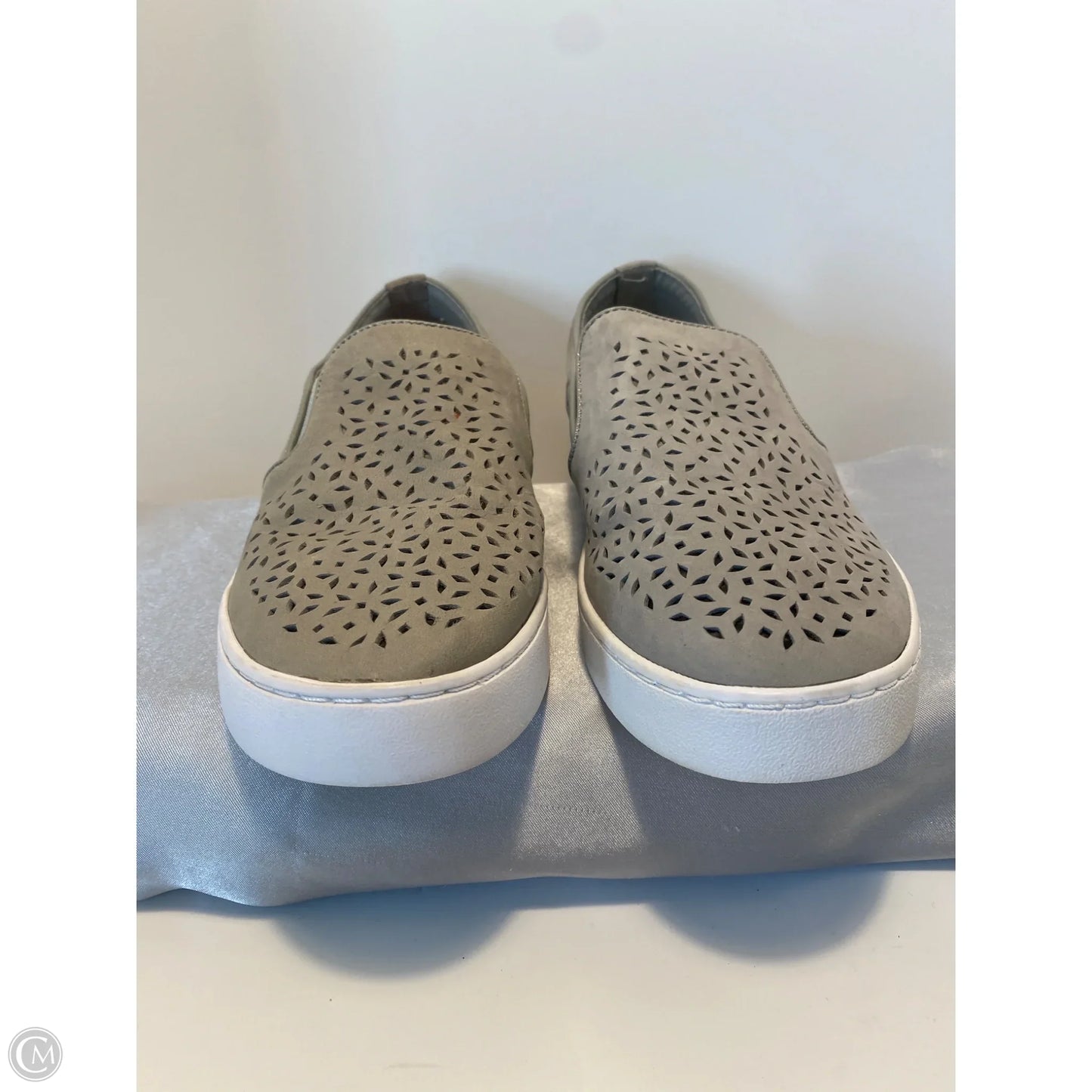 Shoes Sneakers By Vionic In Green, Size: 7