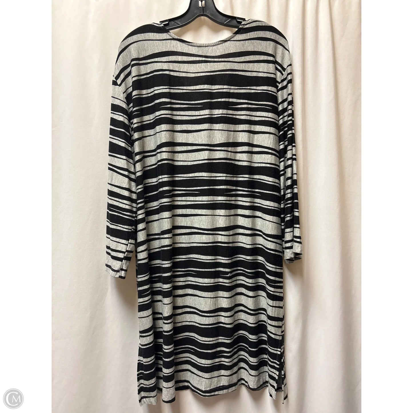 Dress Casual Midi By Clothes Mentor In Grey, Size: 2x