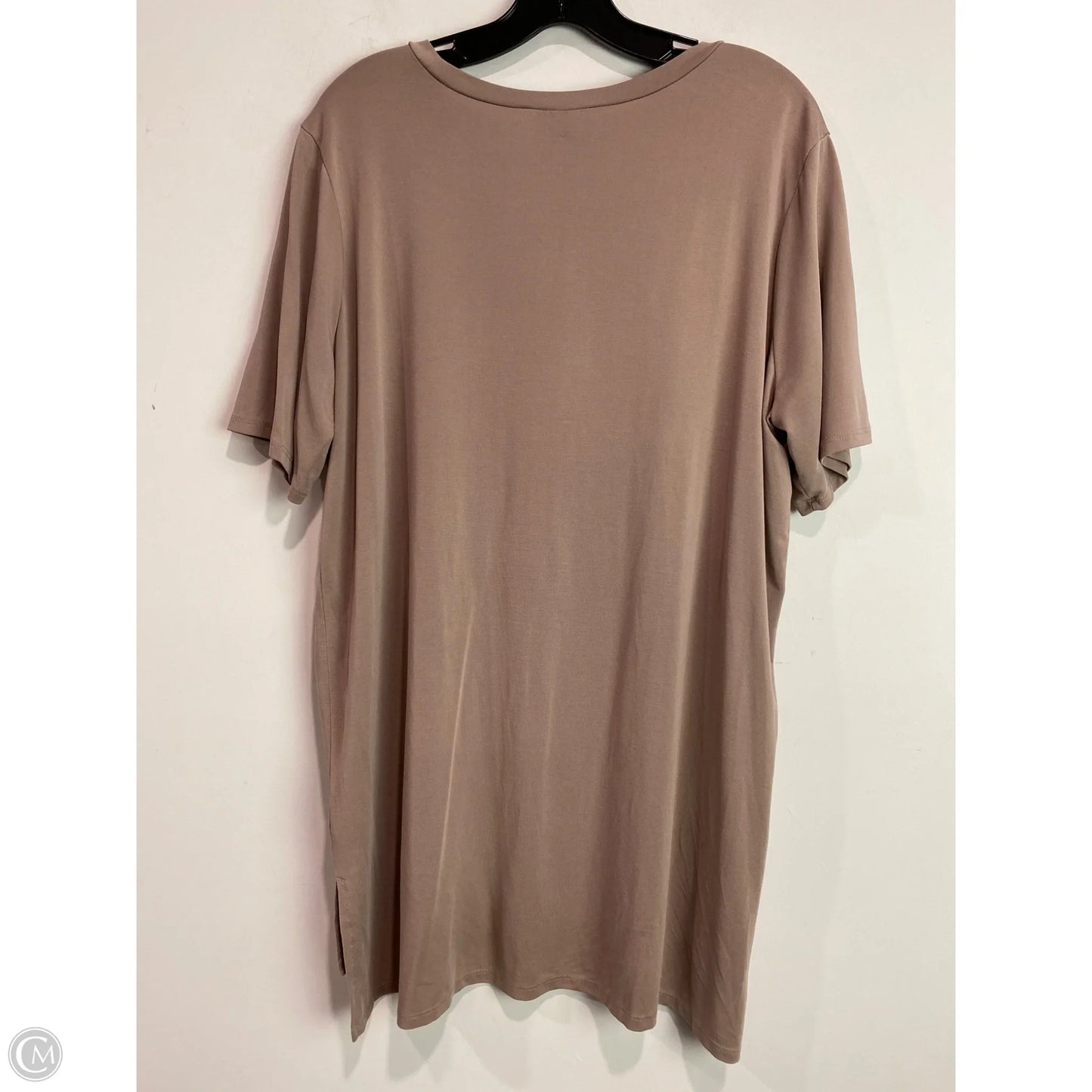 Top Short Sleeve By Zenana Outfitters In Brown, Size: 1x