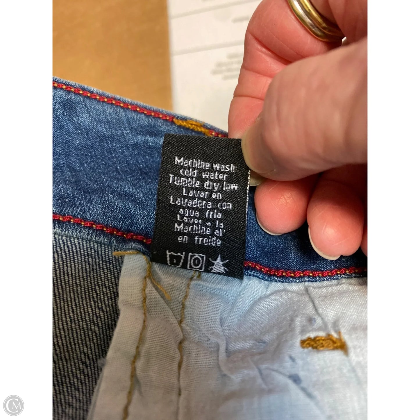 Shorts By Clothes Mentor In Blue Denim, Size: 16