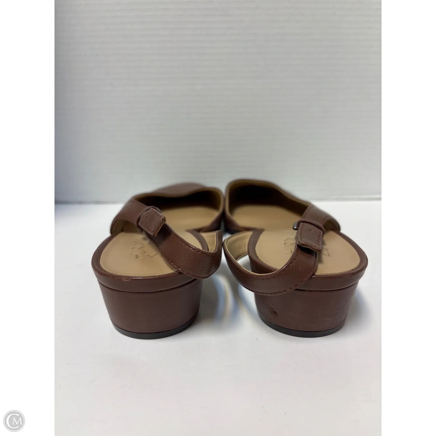 Shoes Flats By Naturalizer In Brown, Size: 11