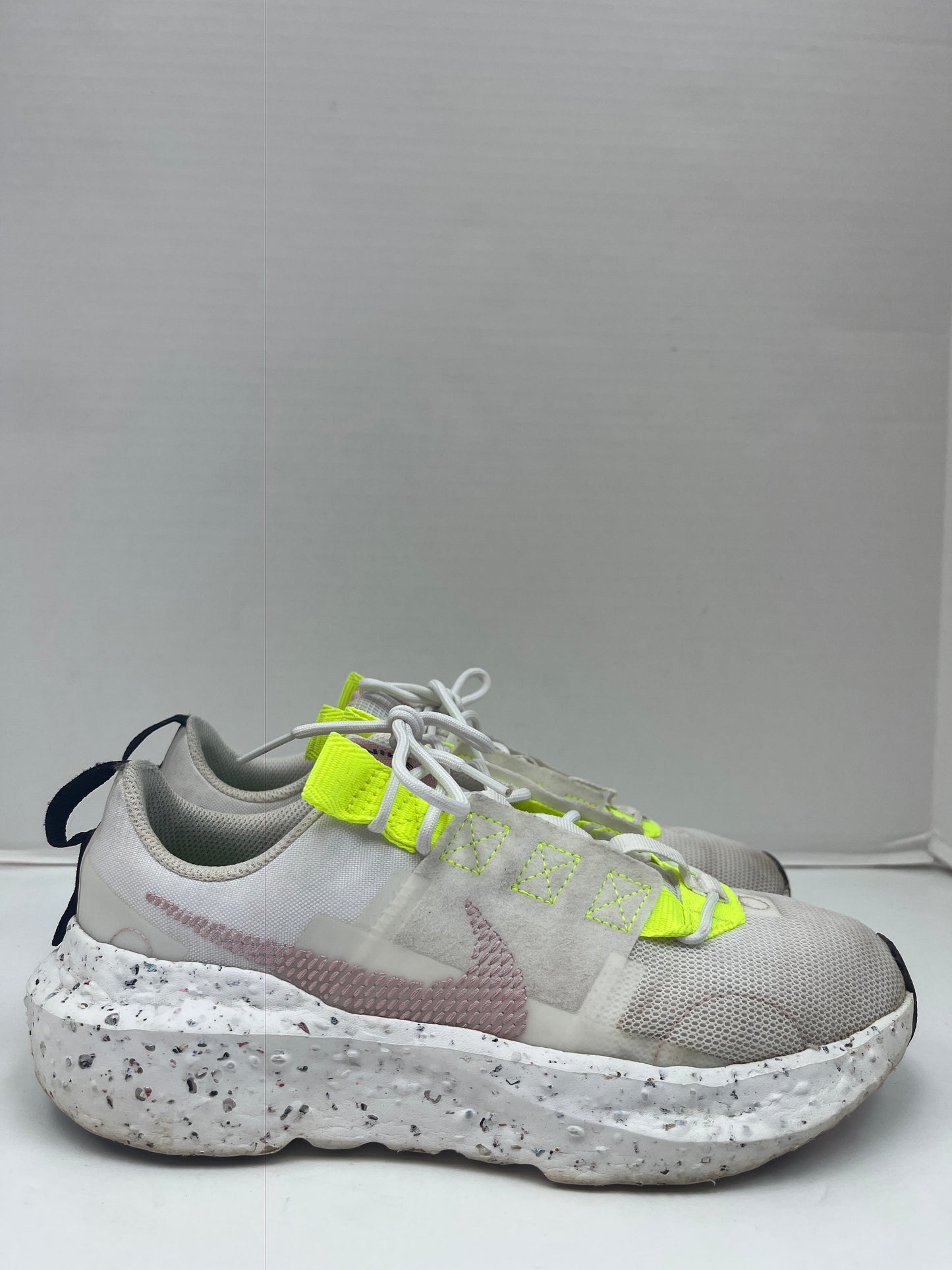 Shoes Athletic By Nike Size: 8