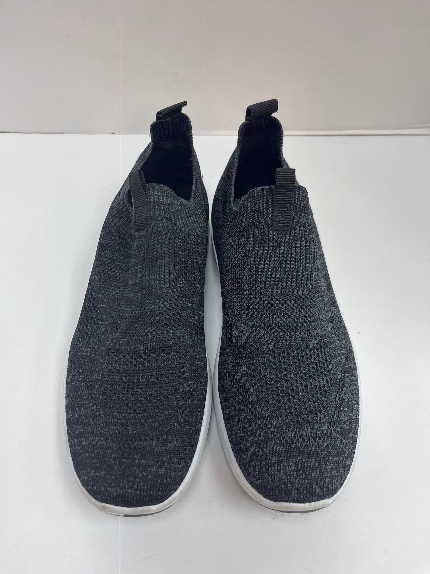 Shoes Athletic By Tommy Bahama Size: 10