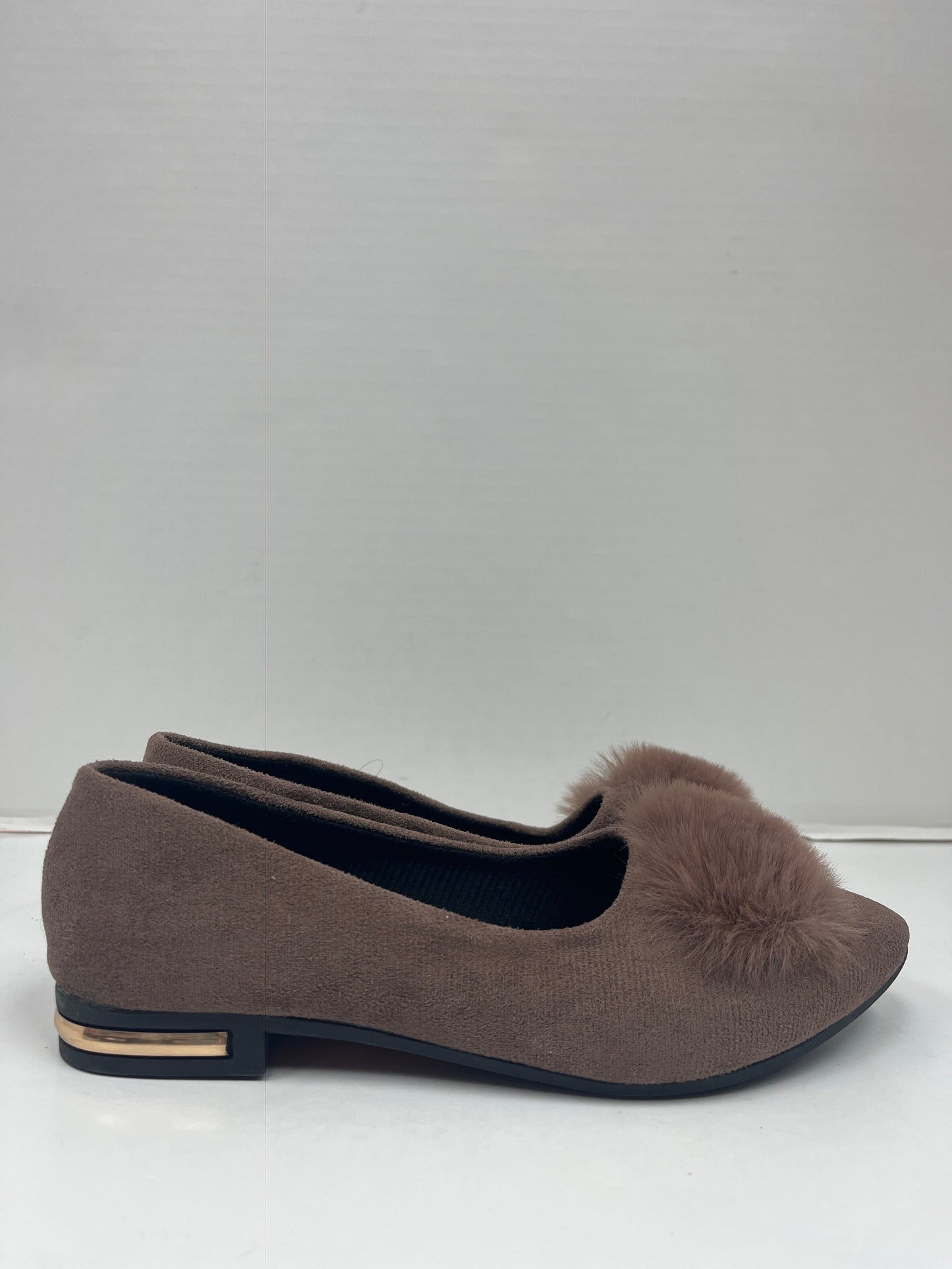 Shoes Flats Ballet By Clothes Mentor Size: 8.5