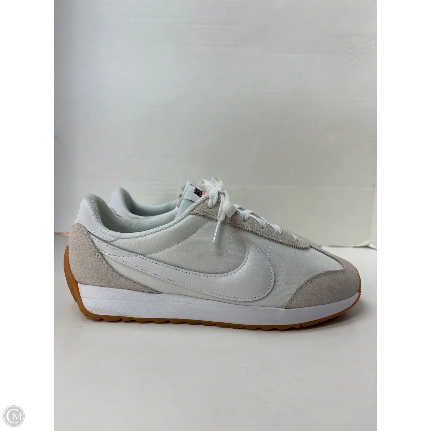 Shoes Athletic By Nike In Beige, Size: 7.5