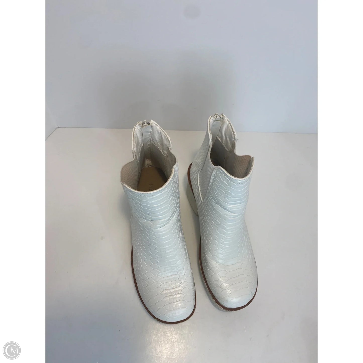 Shoes Heels Block By Pierre Dumas In White, Size: 7