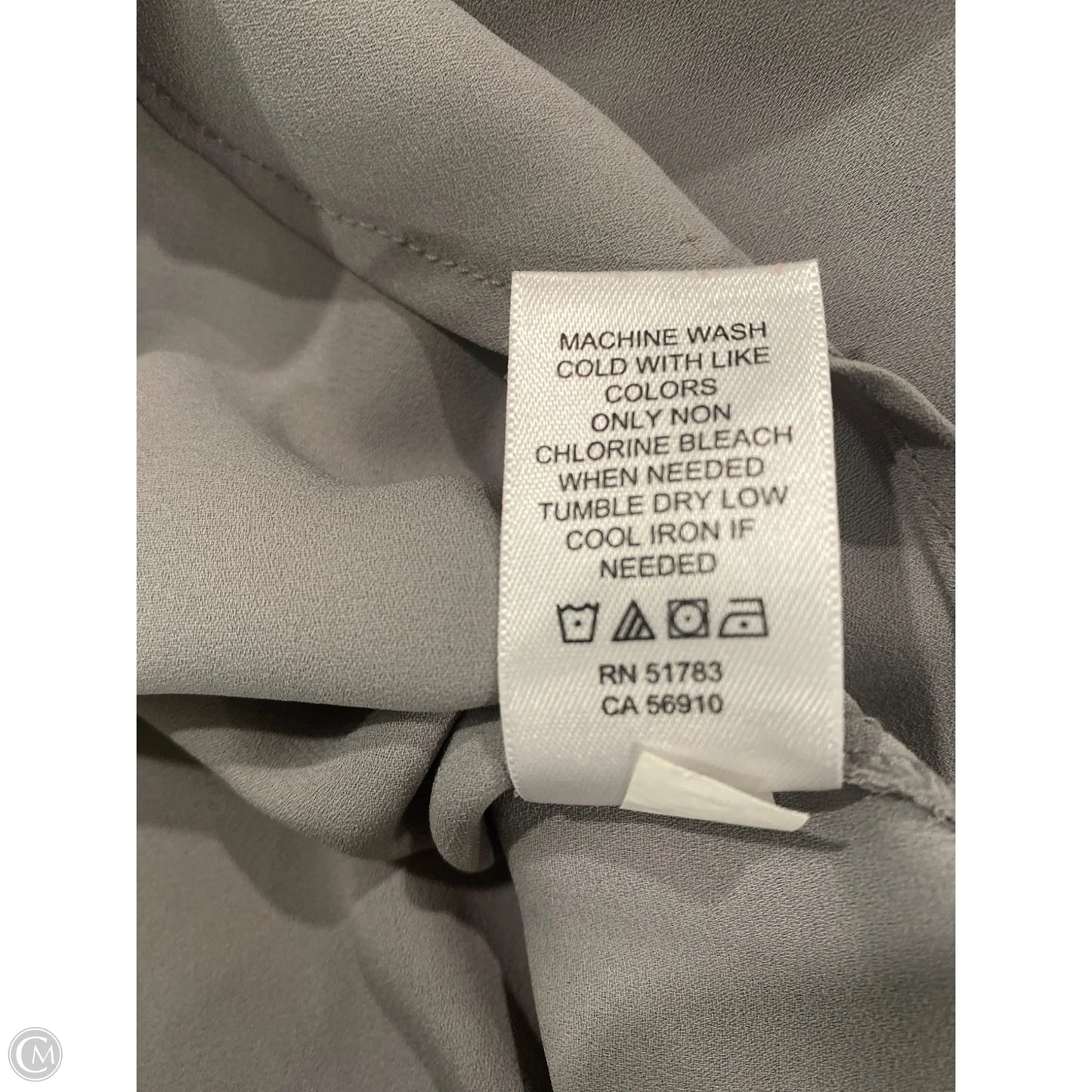 Top Short Sleeve By Maurices In Grey, Size: S