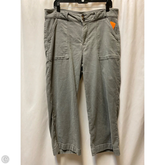 Capris By Maurices In Grey, Size: 16
