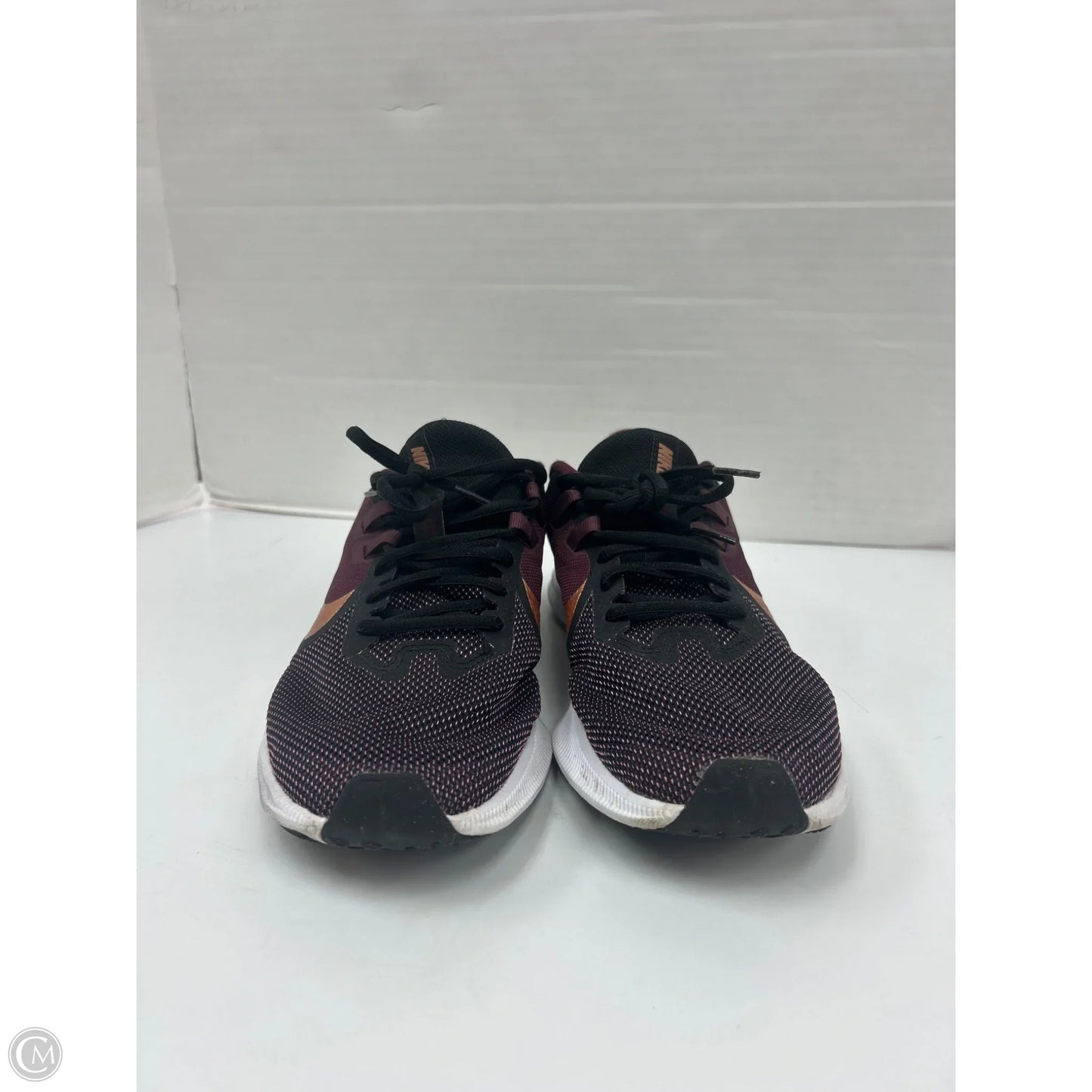 Shoes Athletic By Nike In Maroon, Size: 9.5