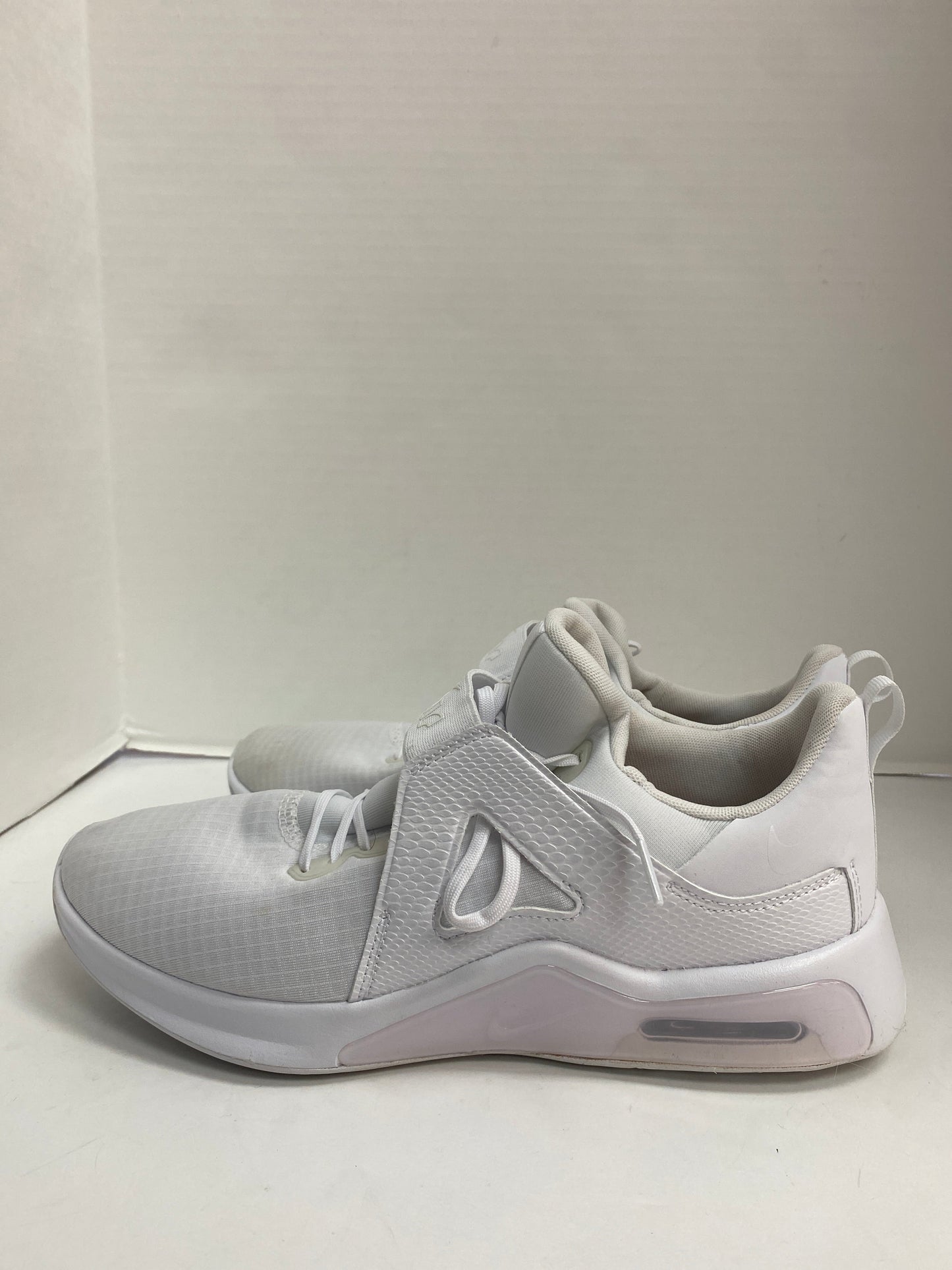 Shoes Athletic By Nike Size: 11