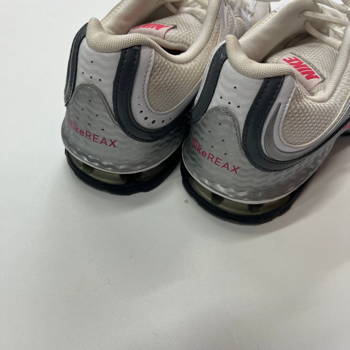 Shoes Athletic By Nike Size: 8.5