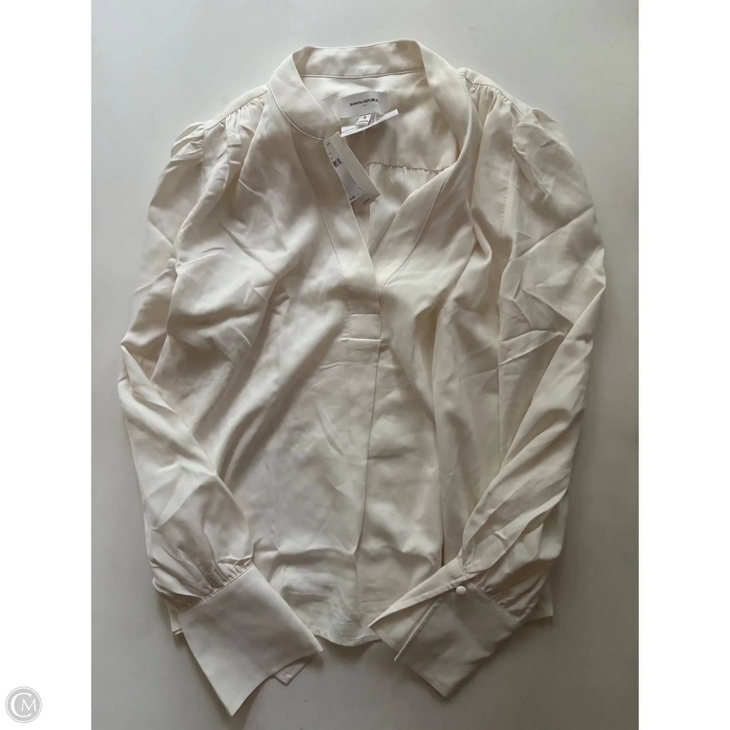 Blouse Long Sleeve By Banana Republic In Cream, Size: S
