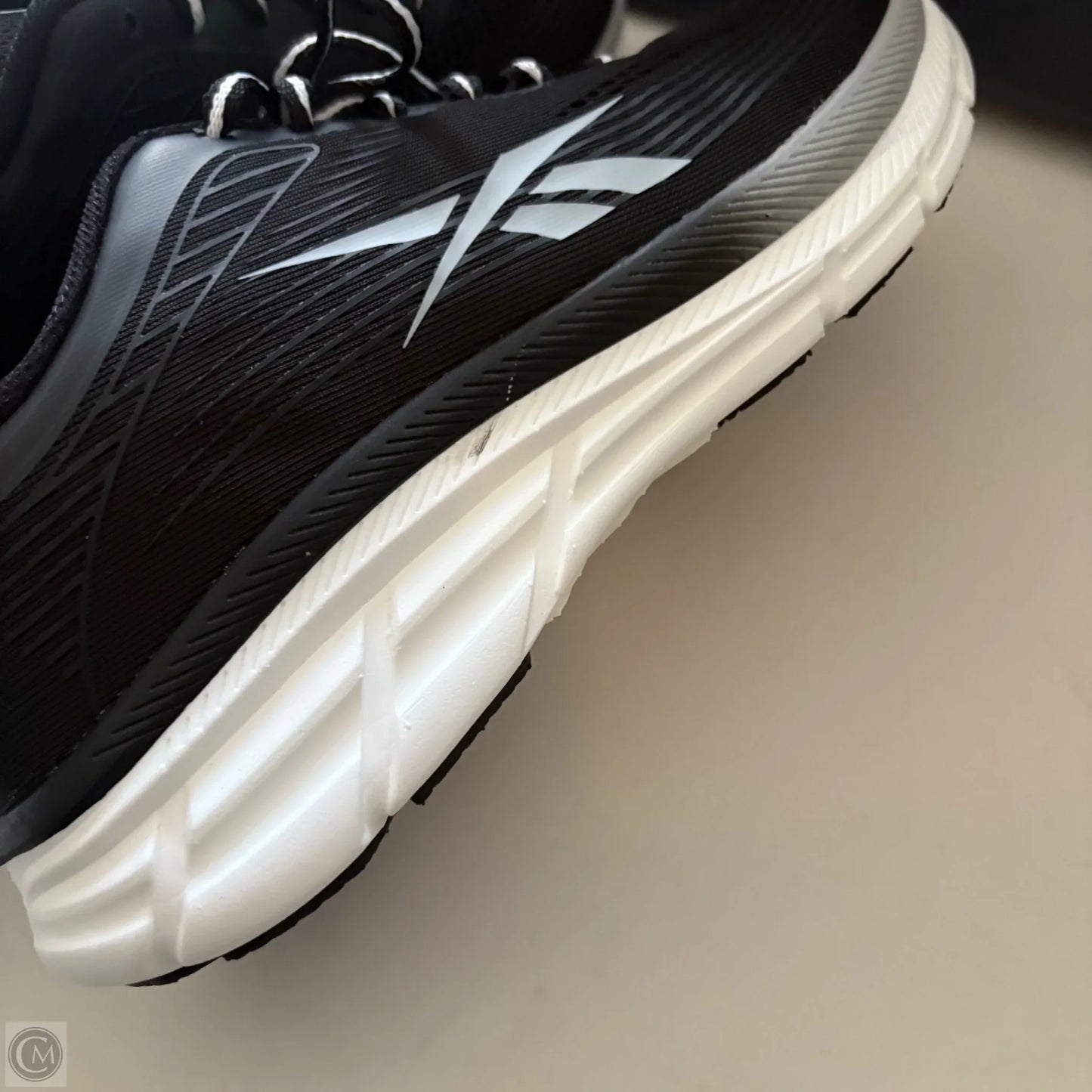 Shoes Athletic By Reebok In Black, Size: 8