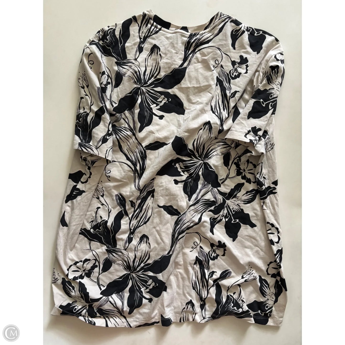 Top Short Sleeve By Express In Black & Cream, Size: Xl