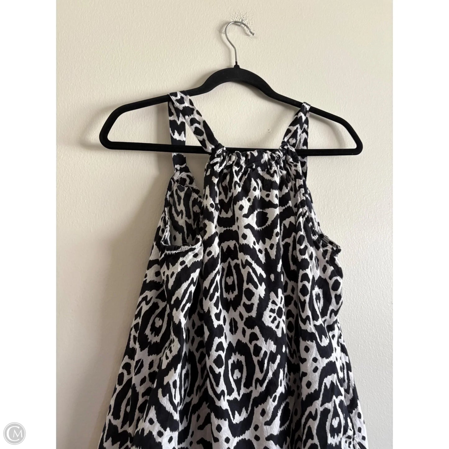Dress Casual Short By Charlie Paige In Black, Size: L