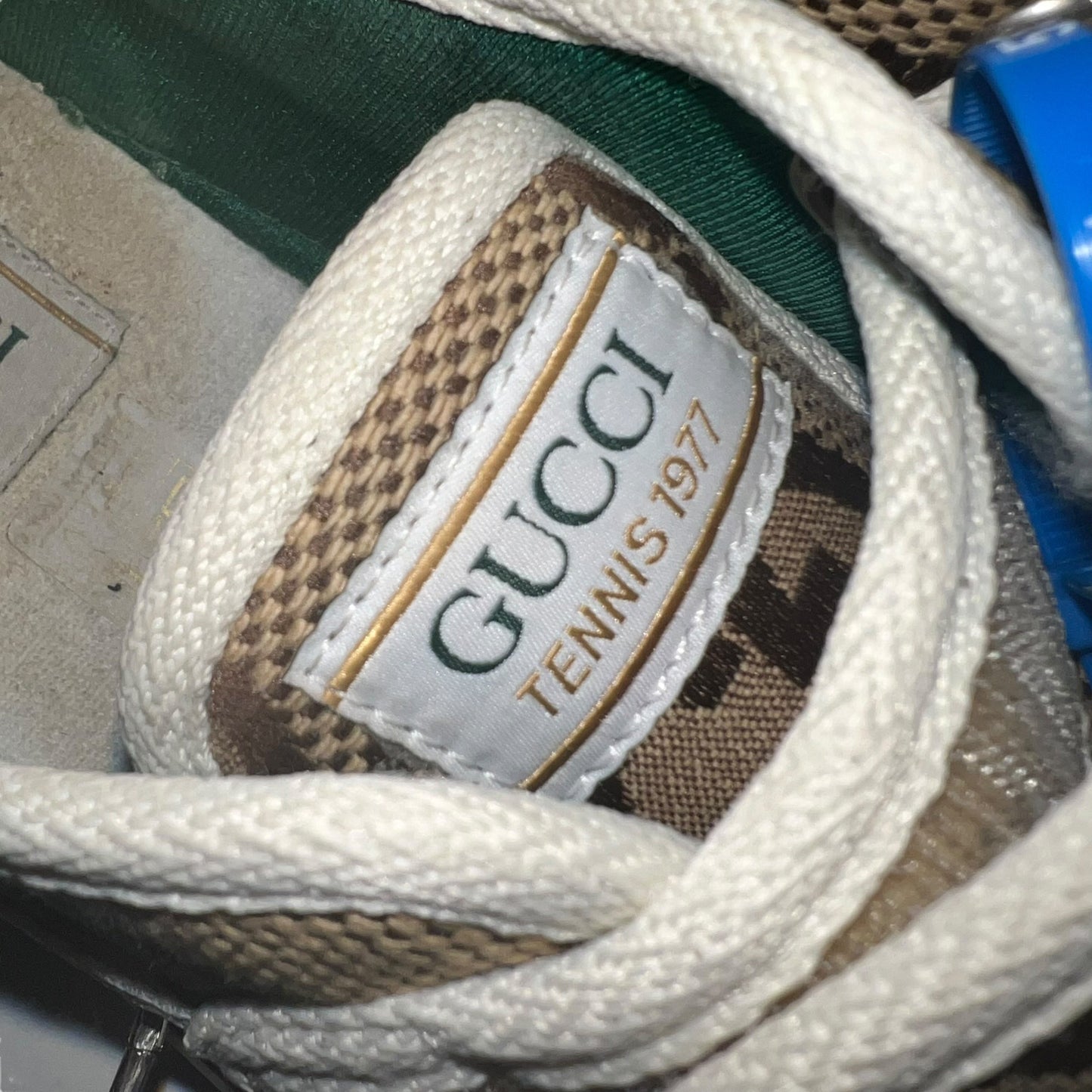 Shoes Luxury Designer By Gucci In Brown, Size: 7