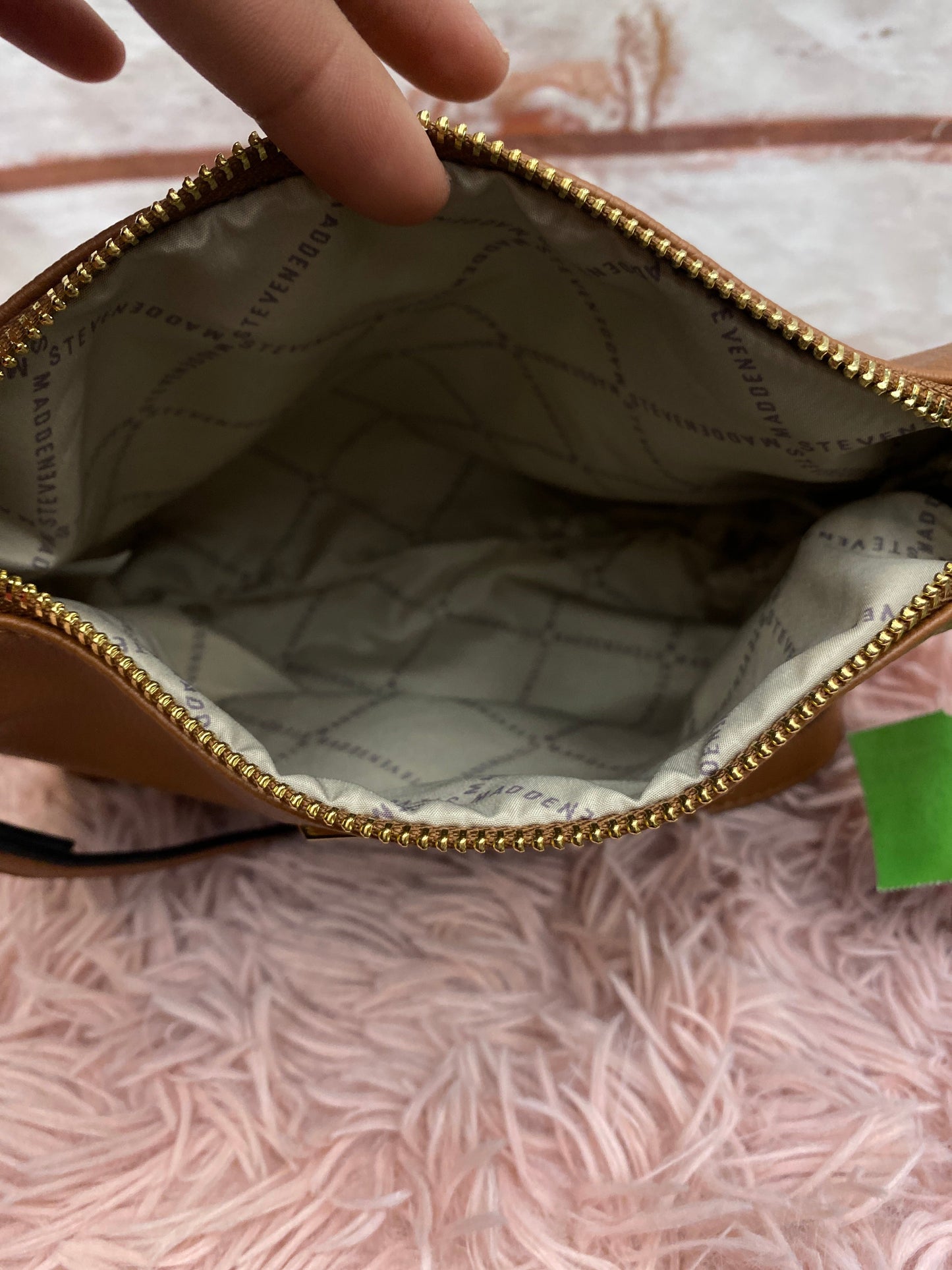 Handbag By Steve Madden Size: Medium