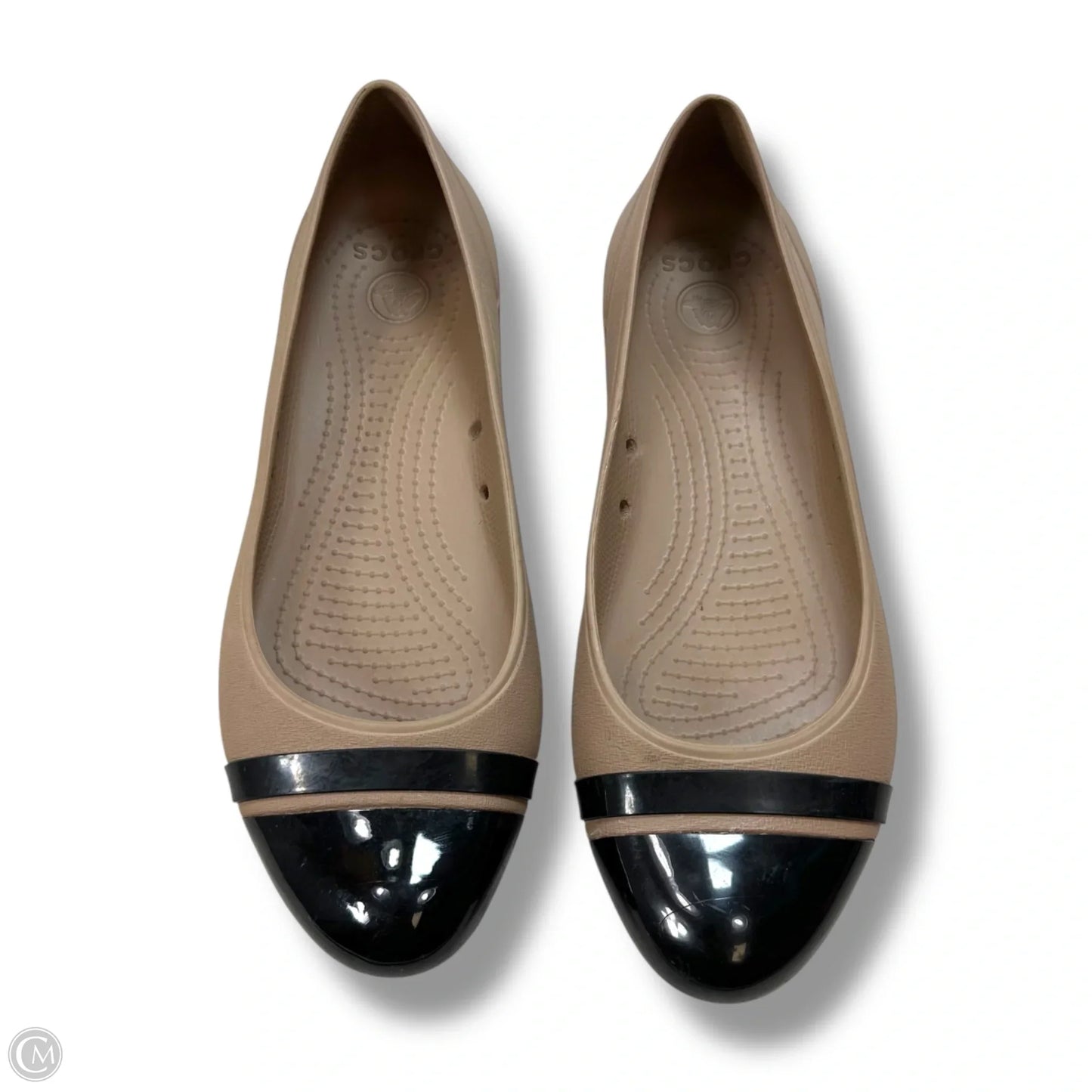 Shoes Flats By Crocs In Brown, Size: 9