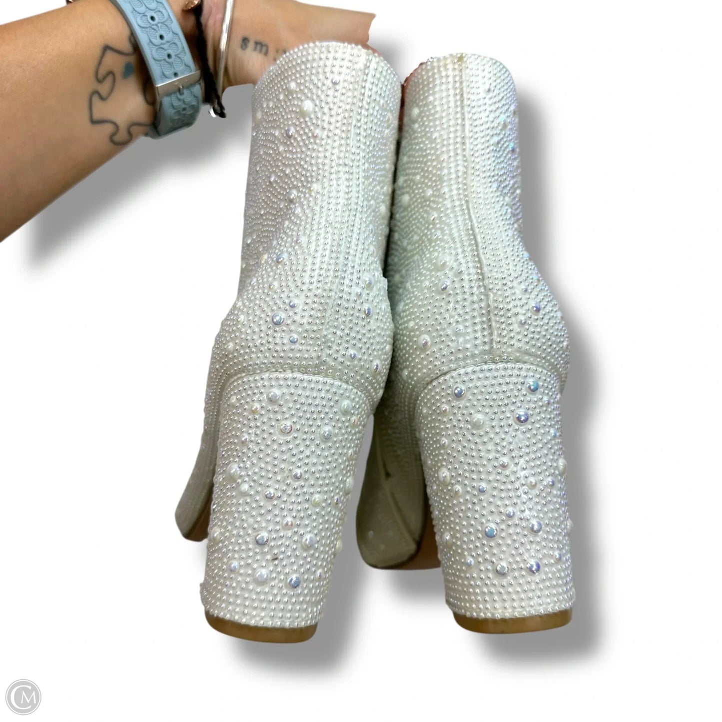 Boots Ankle Heels By Mi.iM In White, Size: 7.5