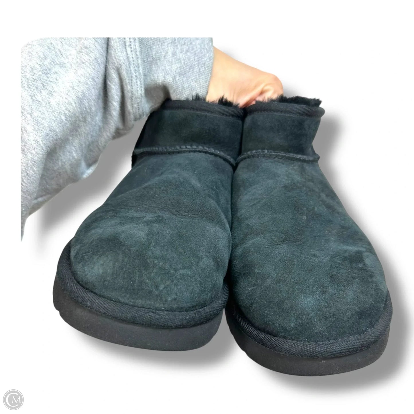 Boots Designer By Ugg In Black, Size: 9