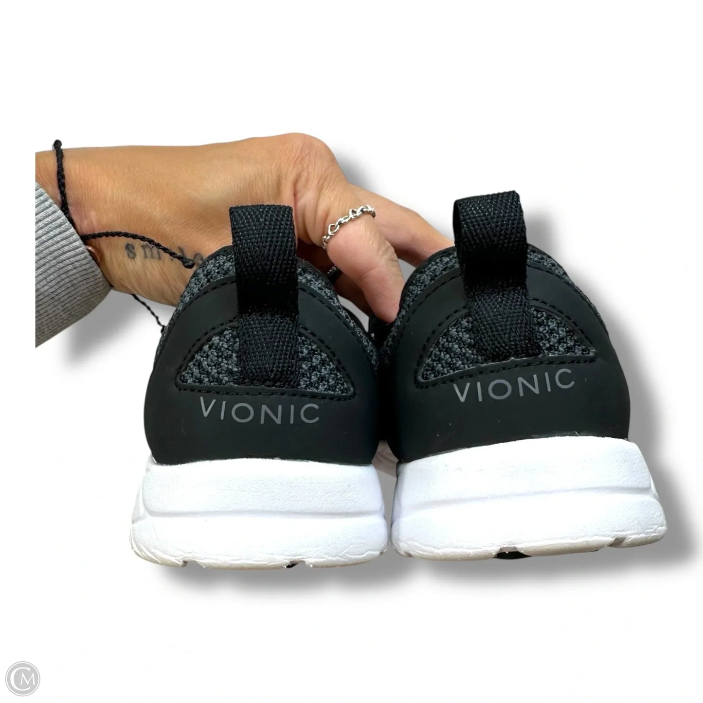 Shoes Sneakers By Vionic In Black, Size: 6.5