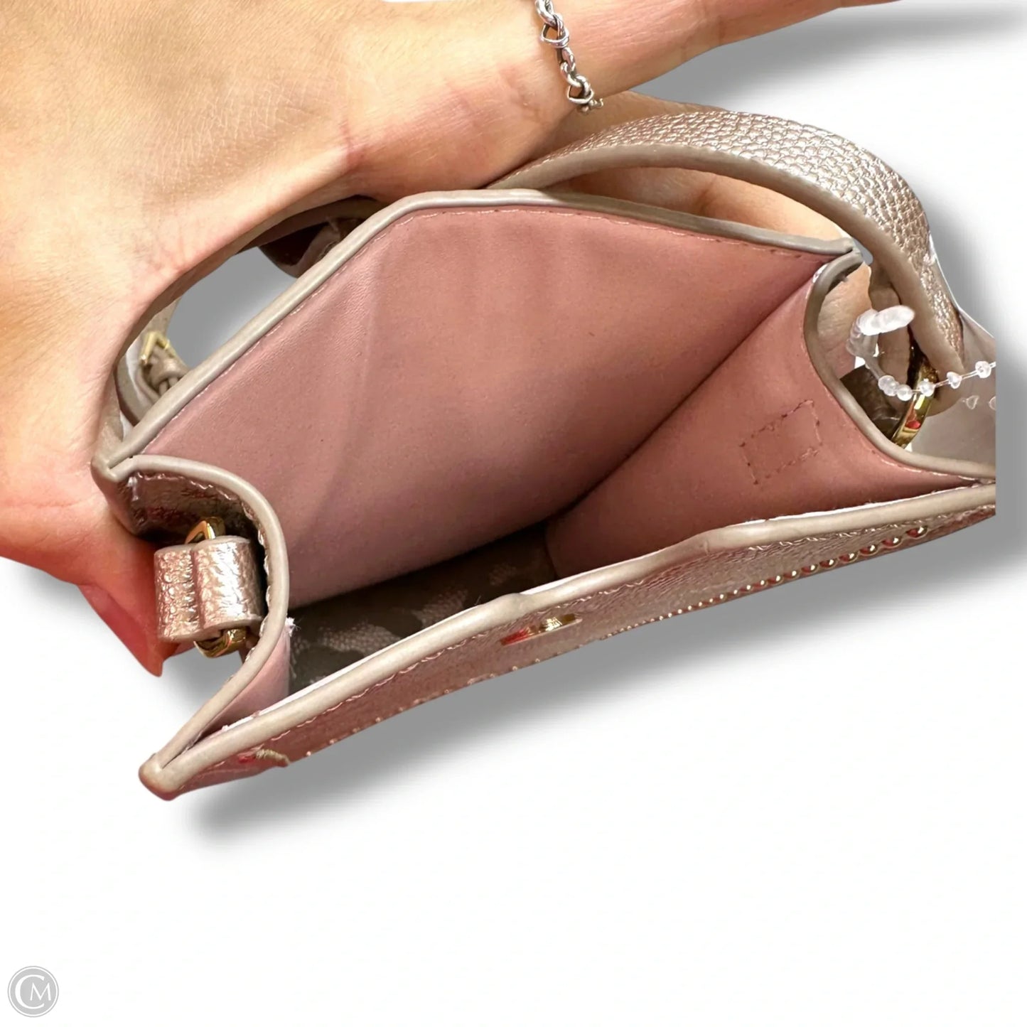 Crossbody By Clothes Mentor, Size: Small