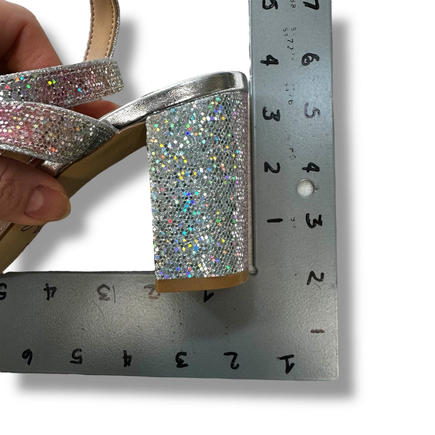 Sparkly Shoes Heels Block By Badgley Mischka Size: 7.5