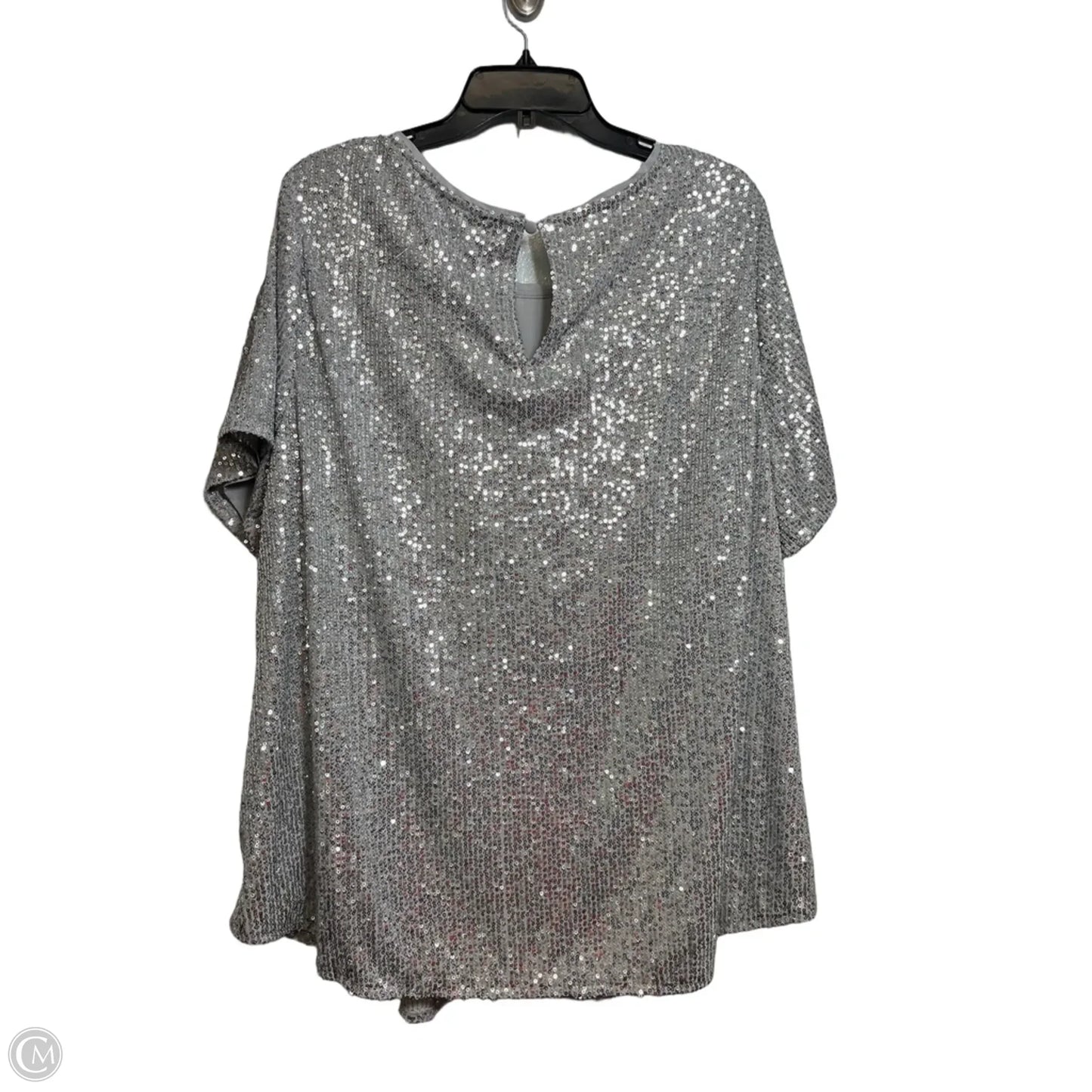 Top Short Sleeve By Torrid In Silver, Size: 3x
