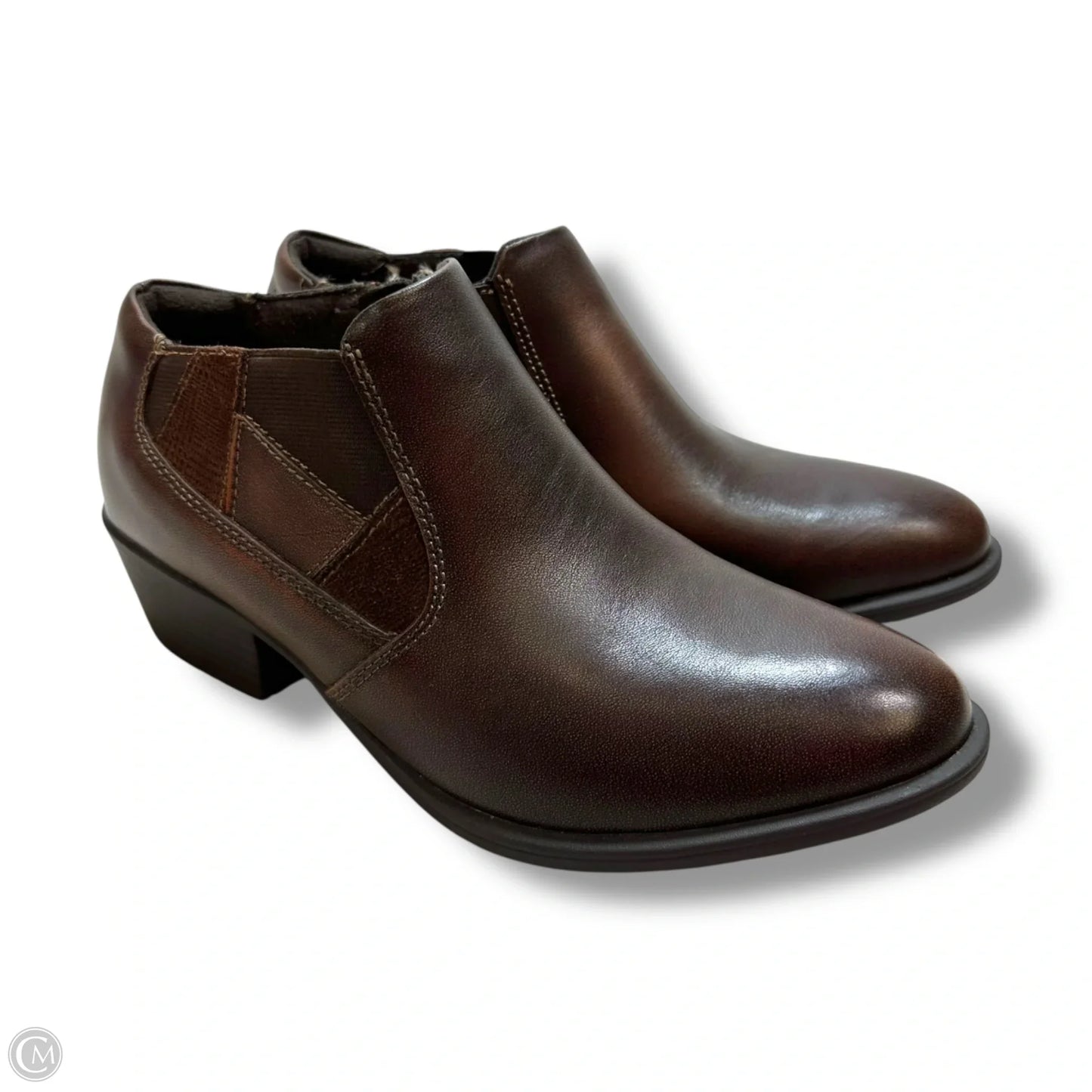 Shoes Athletic By Earth Origins In Brown, Size: 10