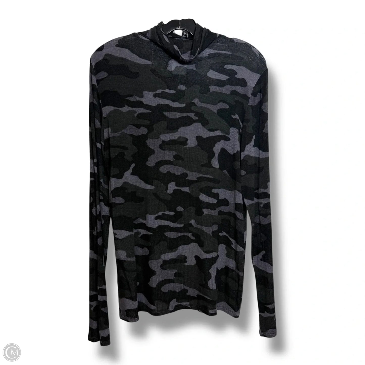 Top Long Sleeve Basic By Express In Camouflage Print, Size: L