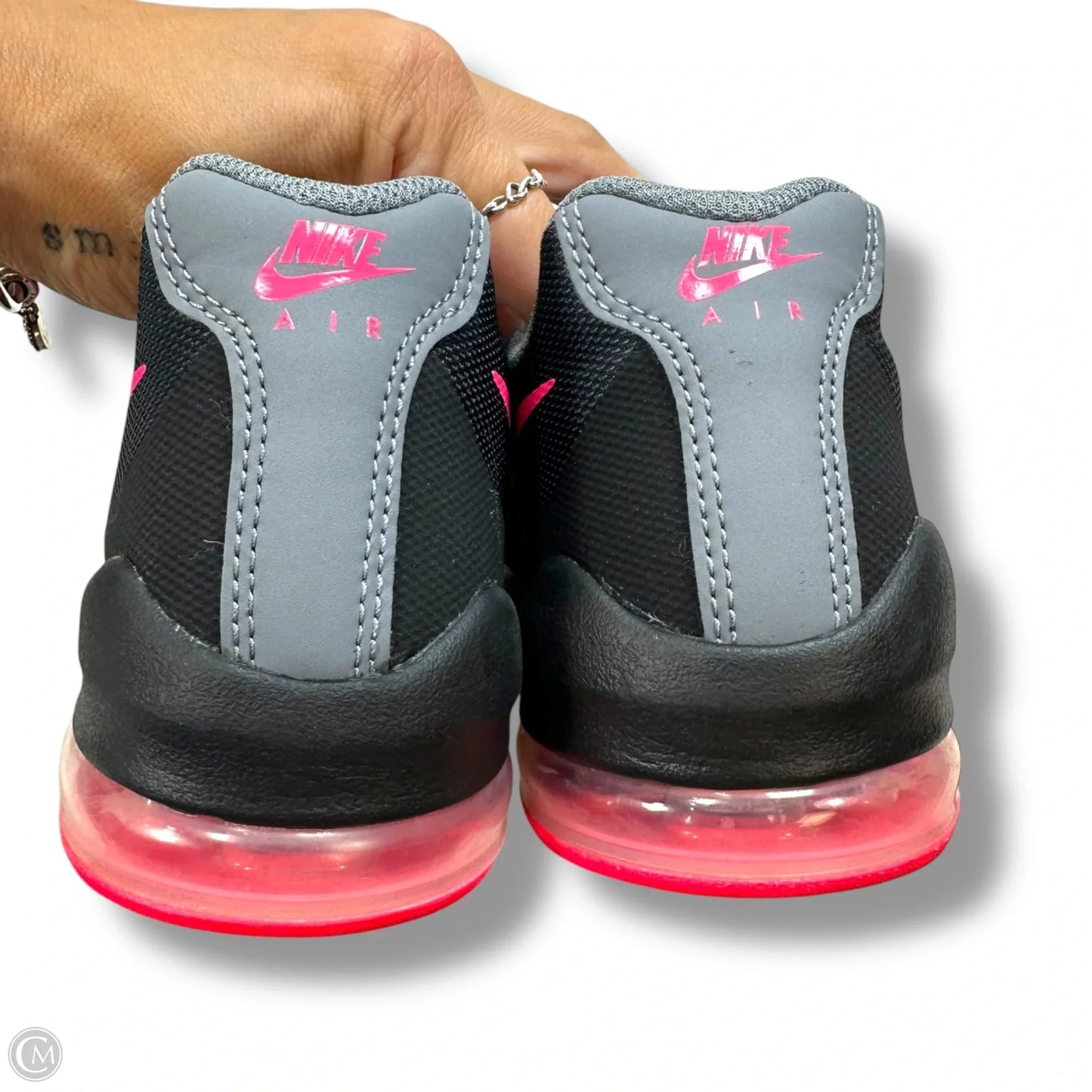 Shoes Sneakers By Nike In Black, Size: 5.5