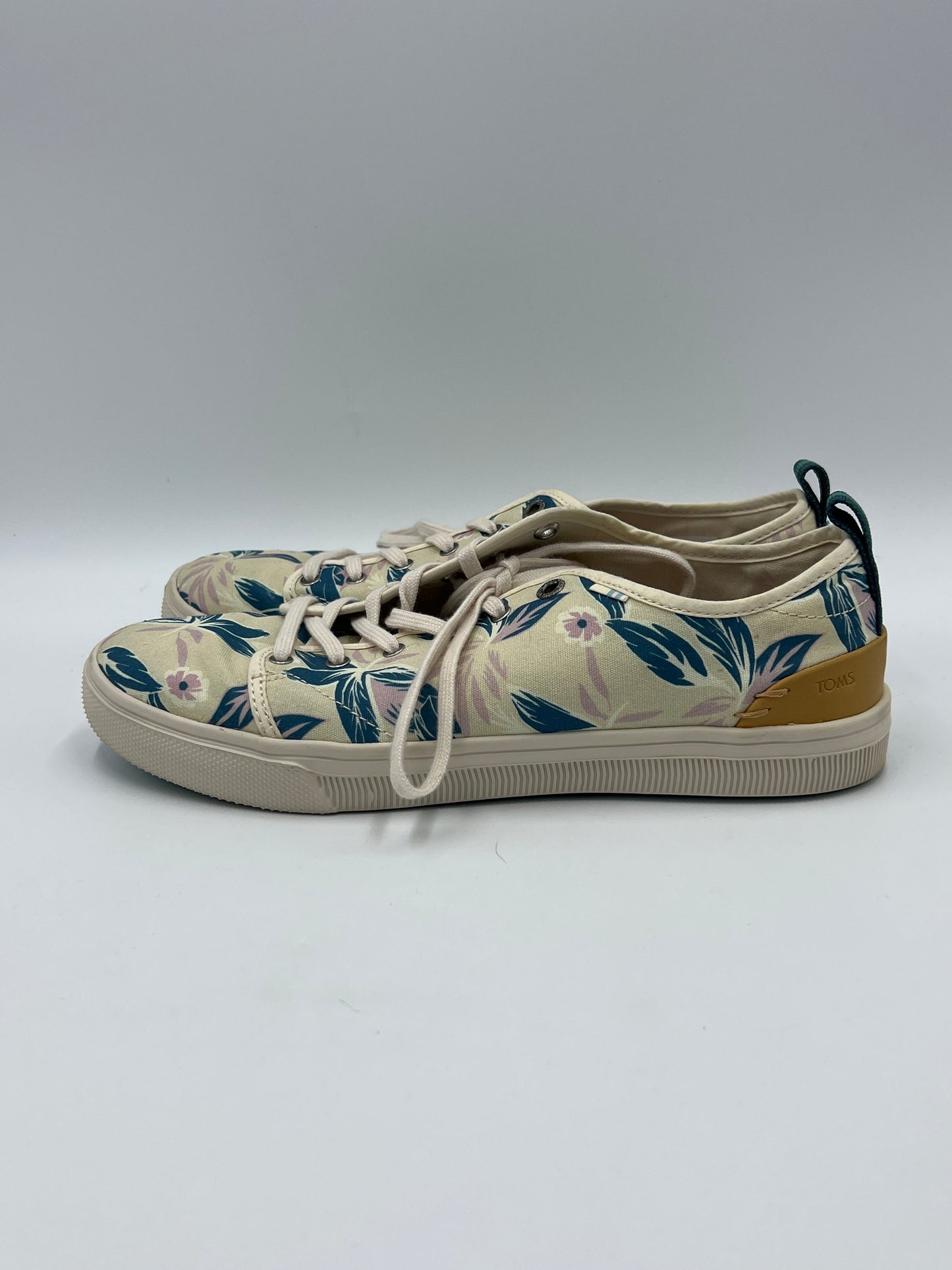 Shoes Athletic By Toms Size: 9.5