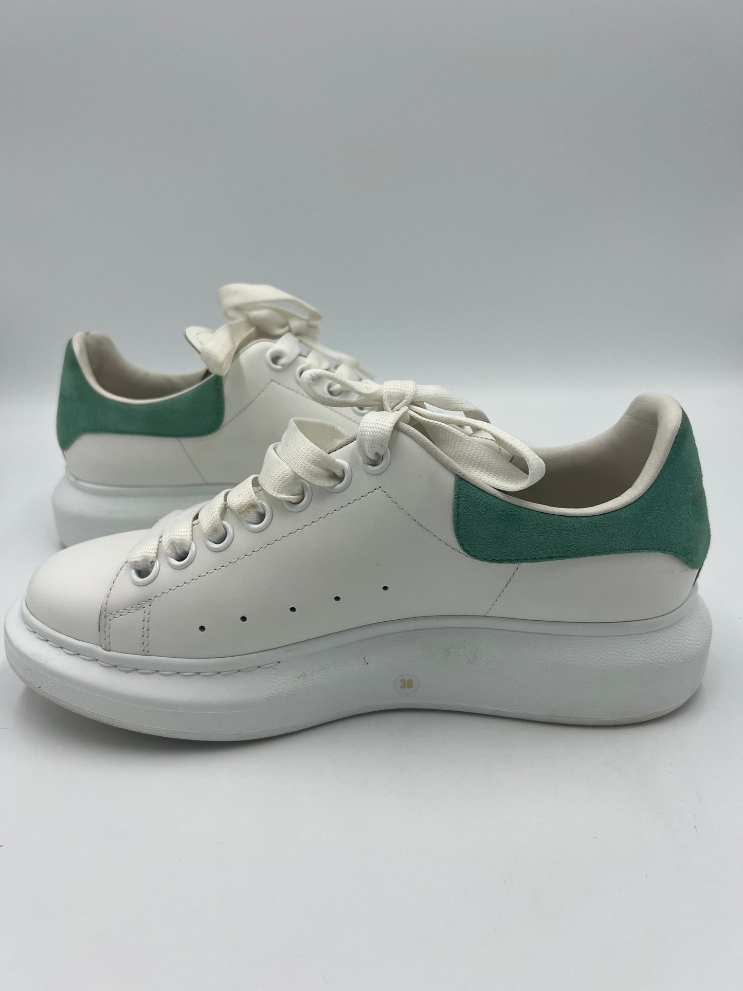 Alexander McQueen Designer Oversized Trainers Size: 9 / 39