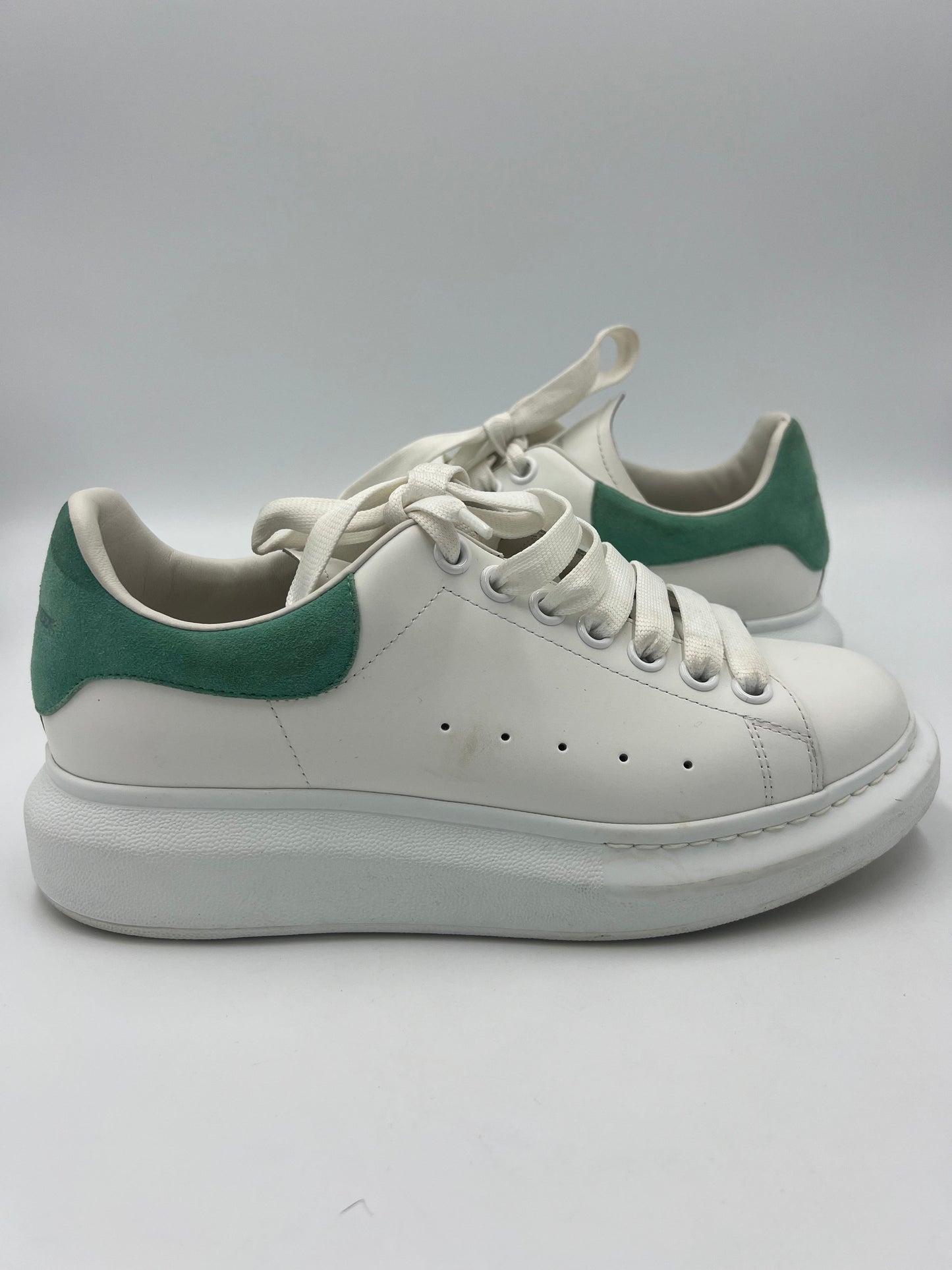 Alexander McQueen Designer Oversized Trainers Size: 9 / 39